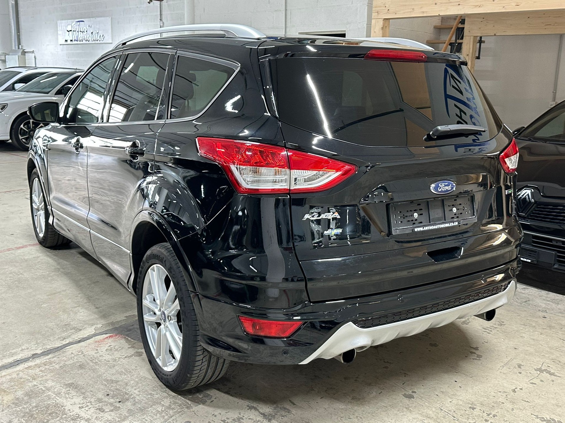 FORD Kuga 1.5 SCTi Carving 2WD-image-4