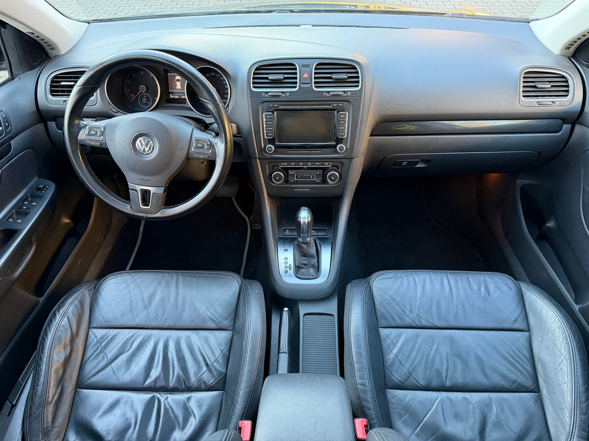 VW Golf Variant 1.4 TSI Highline DSG-image-7