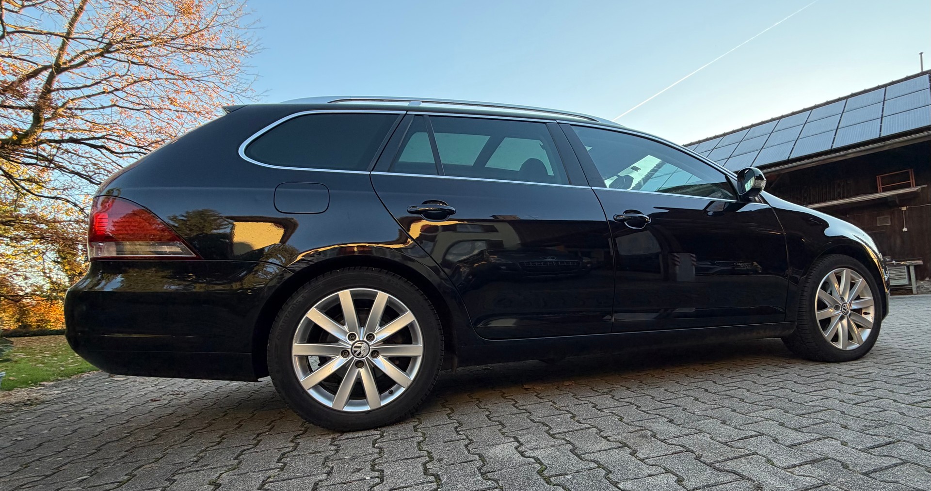 VW Golf Variant 1.4 TSI Highline DSG-image-4