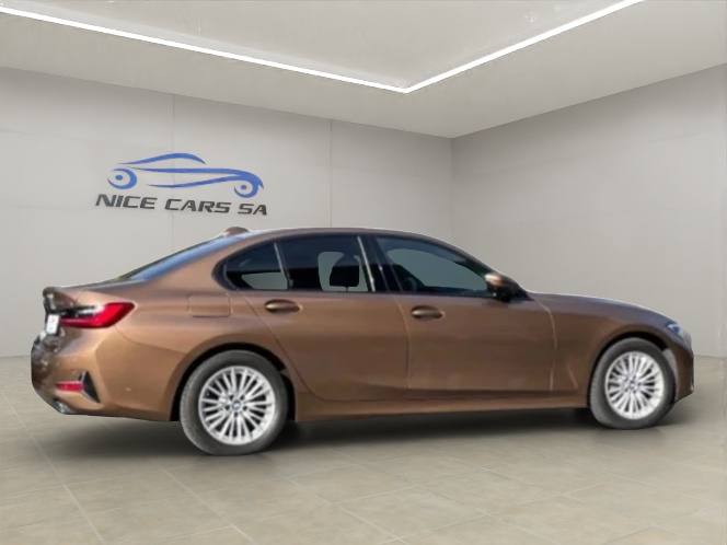 BMW 330d xDrive Steptronic Luxury Line-image-6