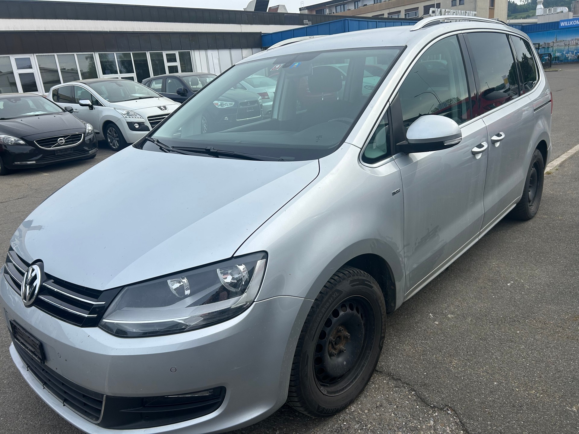 VW Sharan 2.0 TDI BlueMotion Technology Cup 4Motion-image-3