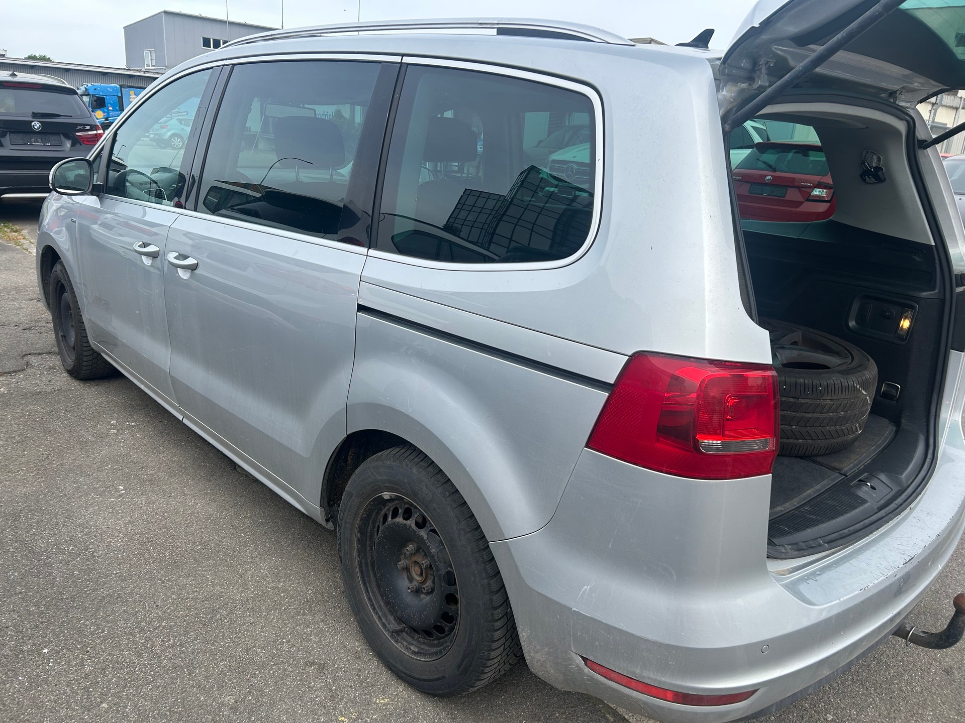 VW Sharan 2.0 TDI BlueMotion Technology Cup 4Motion-image-17