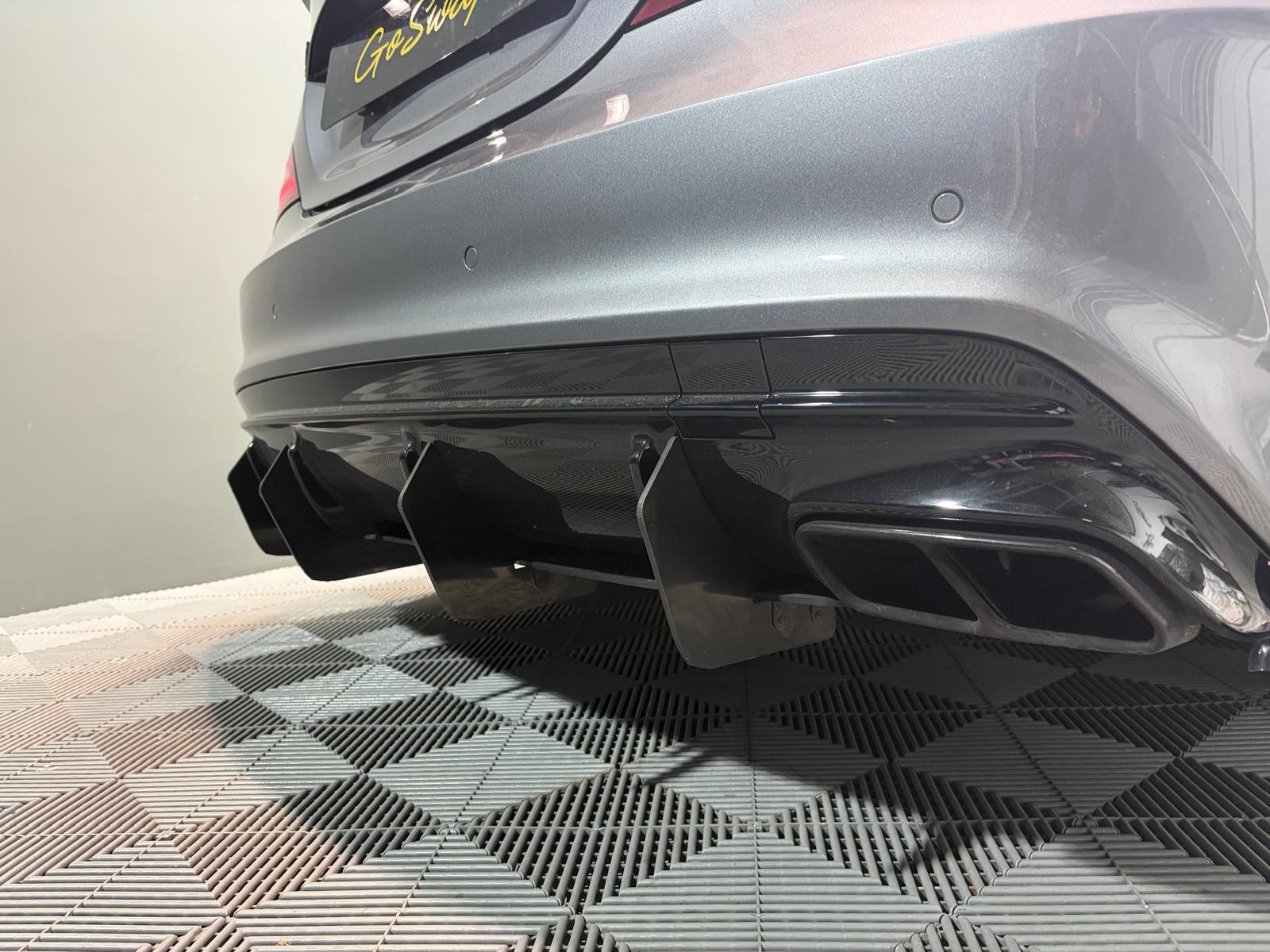 MERCEDES-BENZ CLA 45 AMG 4Matic Speedshift-image-5