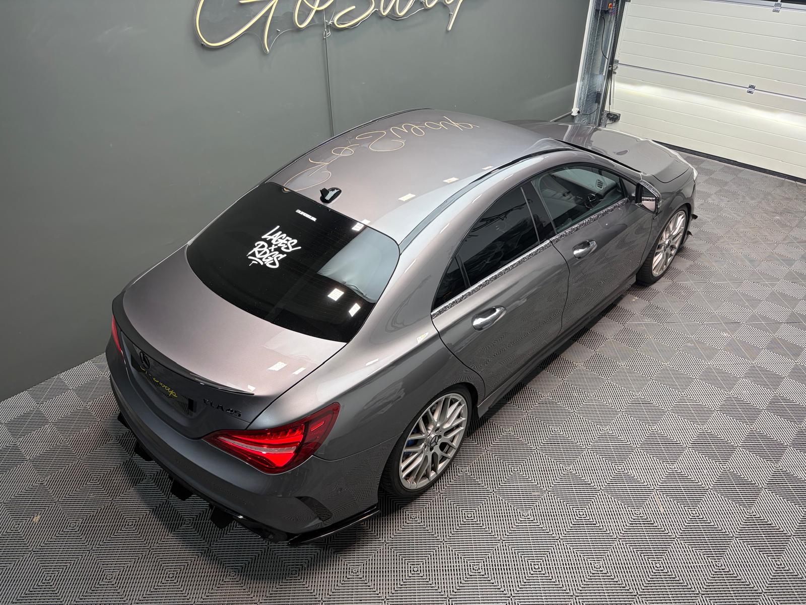 MERCEDES-BENZ CLA 45 AMG 4Matic Speedshift-image-6