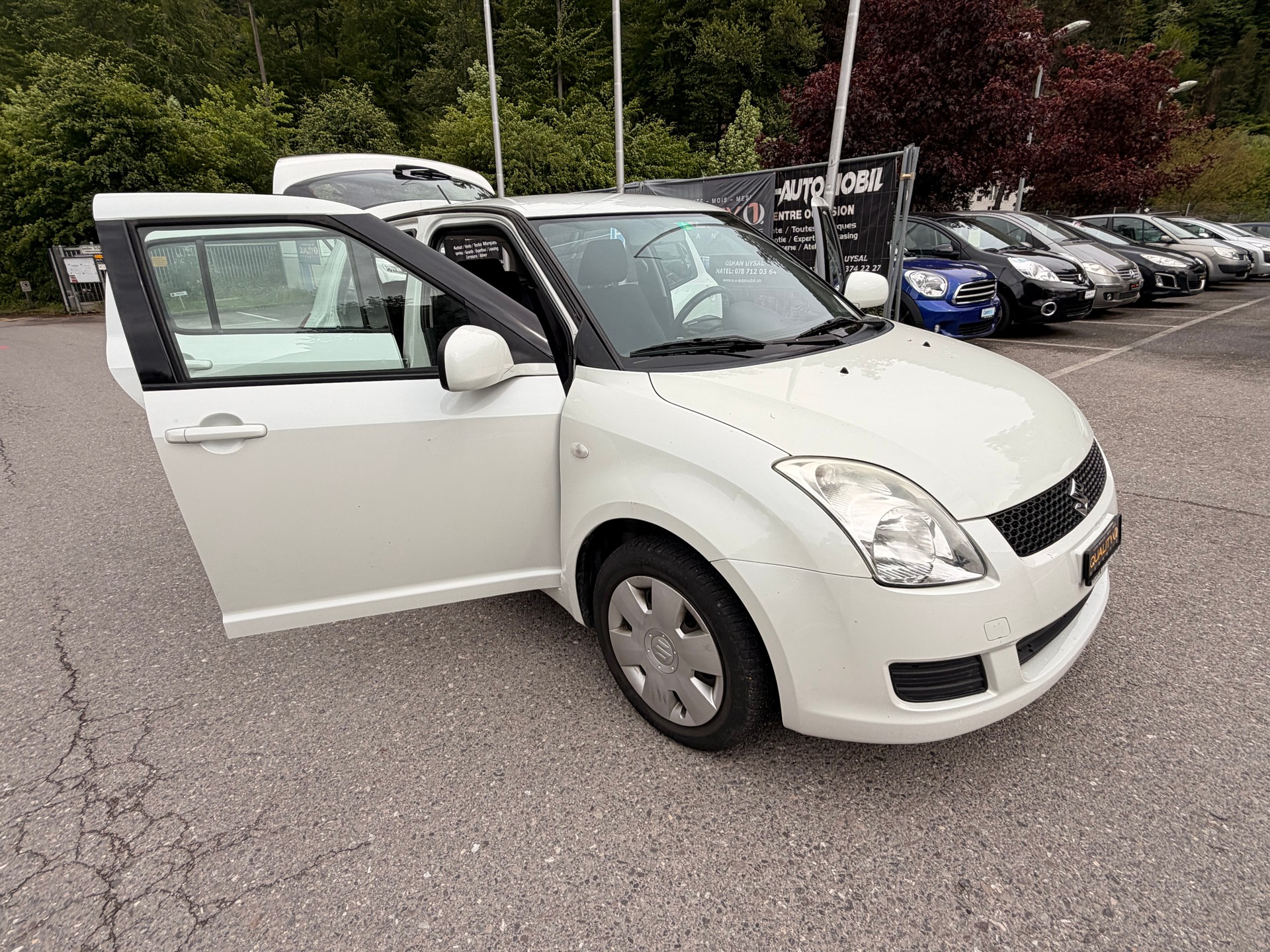 SUZUKI Swift 1.3i 16V GL 4x4-image-20