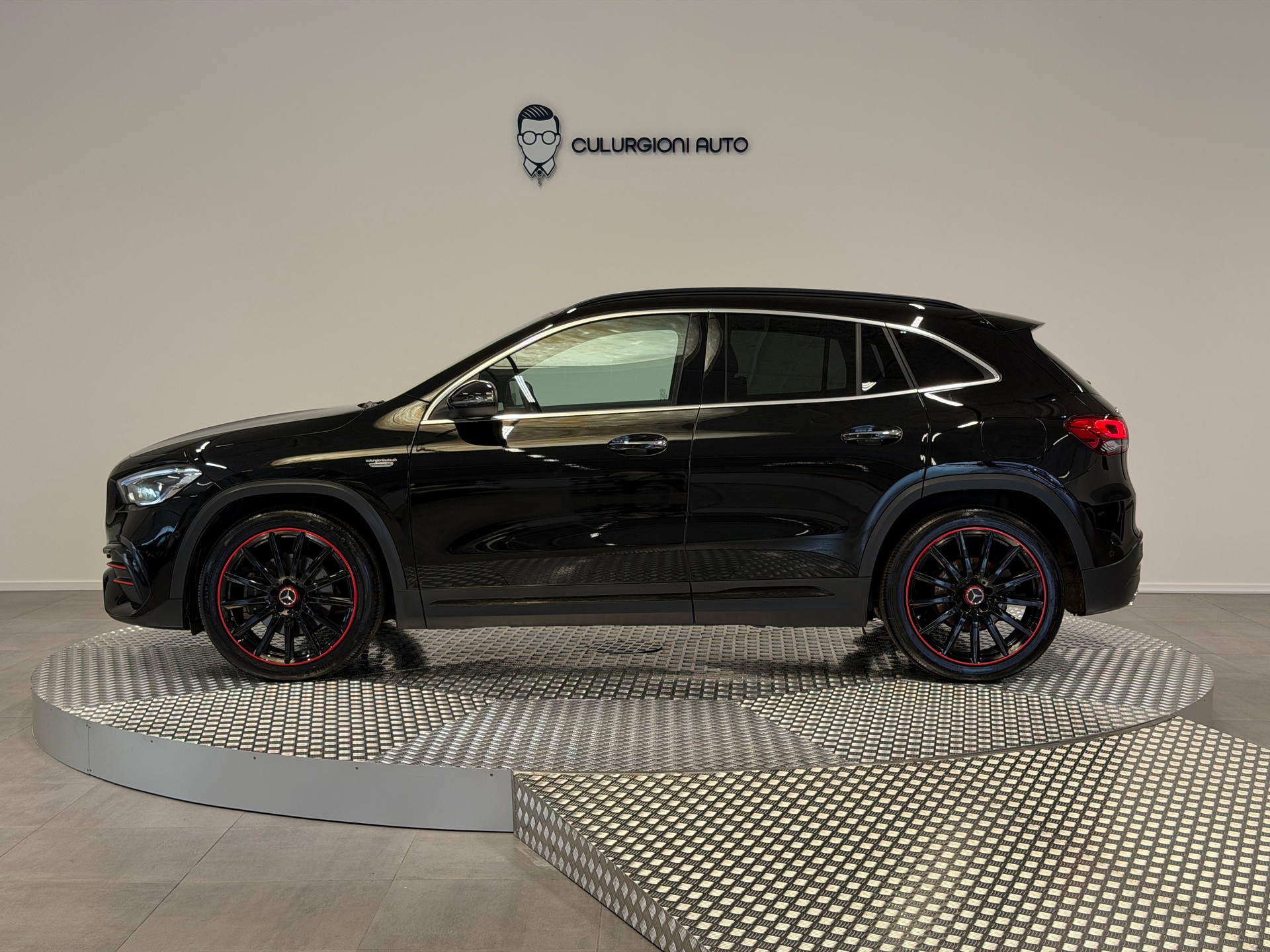 MERCEDES-BENZ GLA 200 Edition 1. 7G-DCT-image-7