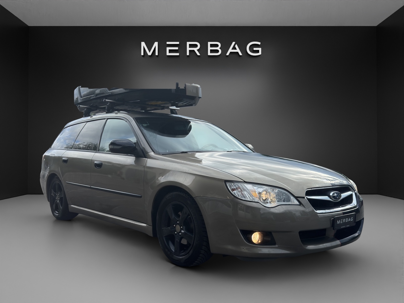 SUBARU Legacy 2.0R AWD Swiss-image-6