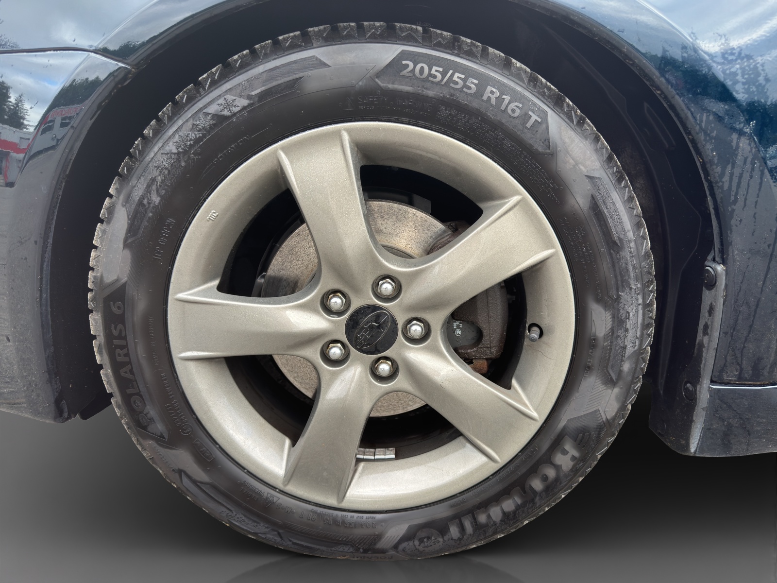 SUBARU Legacy 2.0R AWD Swiss-image-13