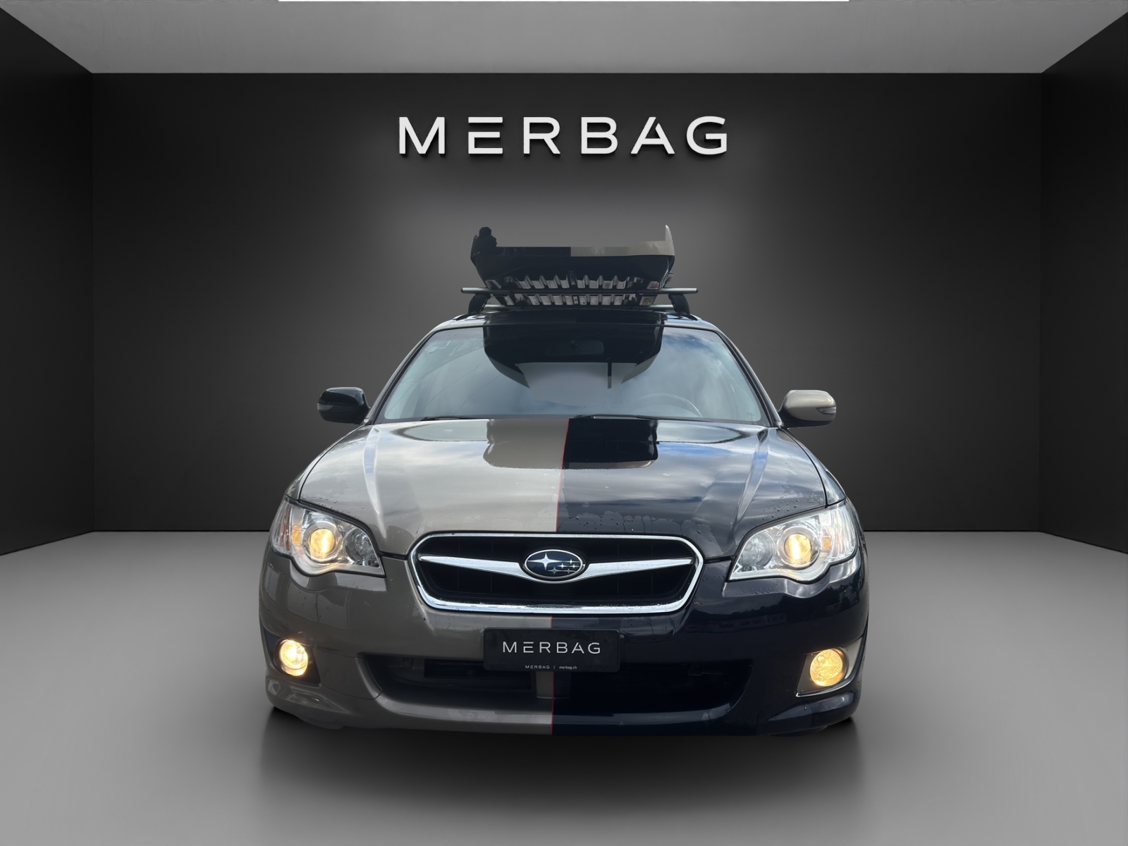 SUBARU Legacy 2.0R AWD Swiss-image-1