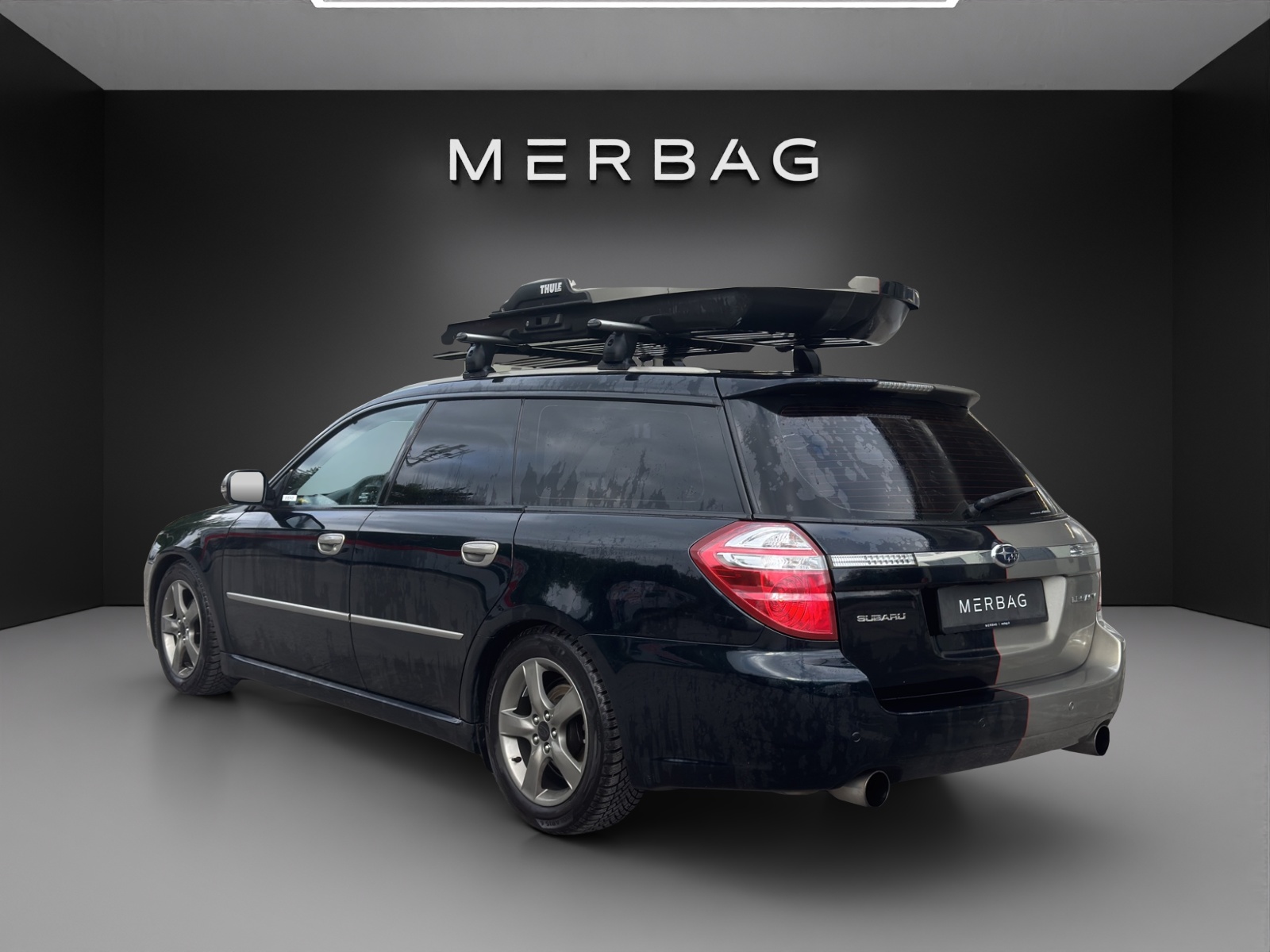 SUBARU Legacy 2.0R AWD Swiss-image-3