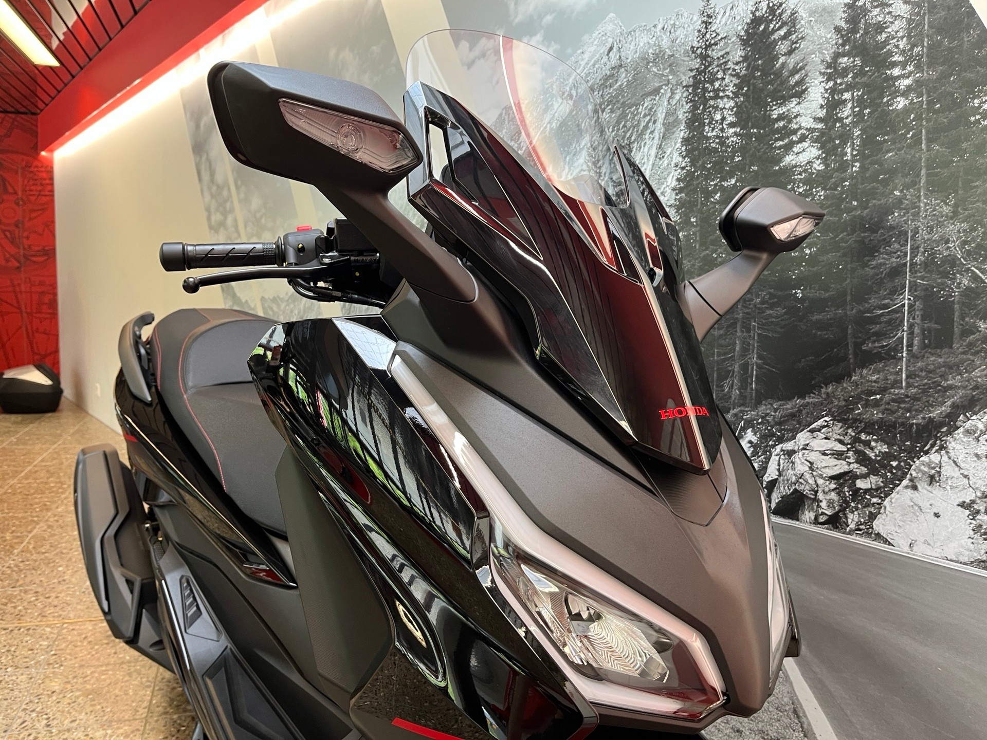 HONDA NSS 350 Special Edition-image-5