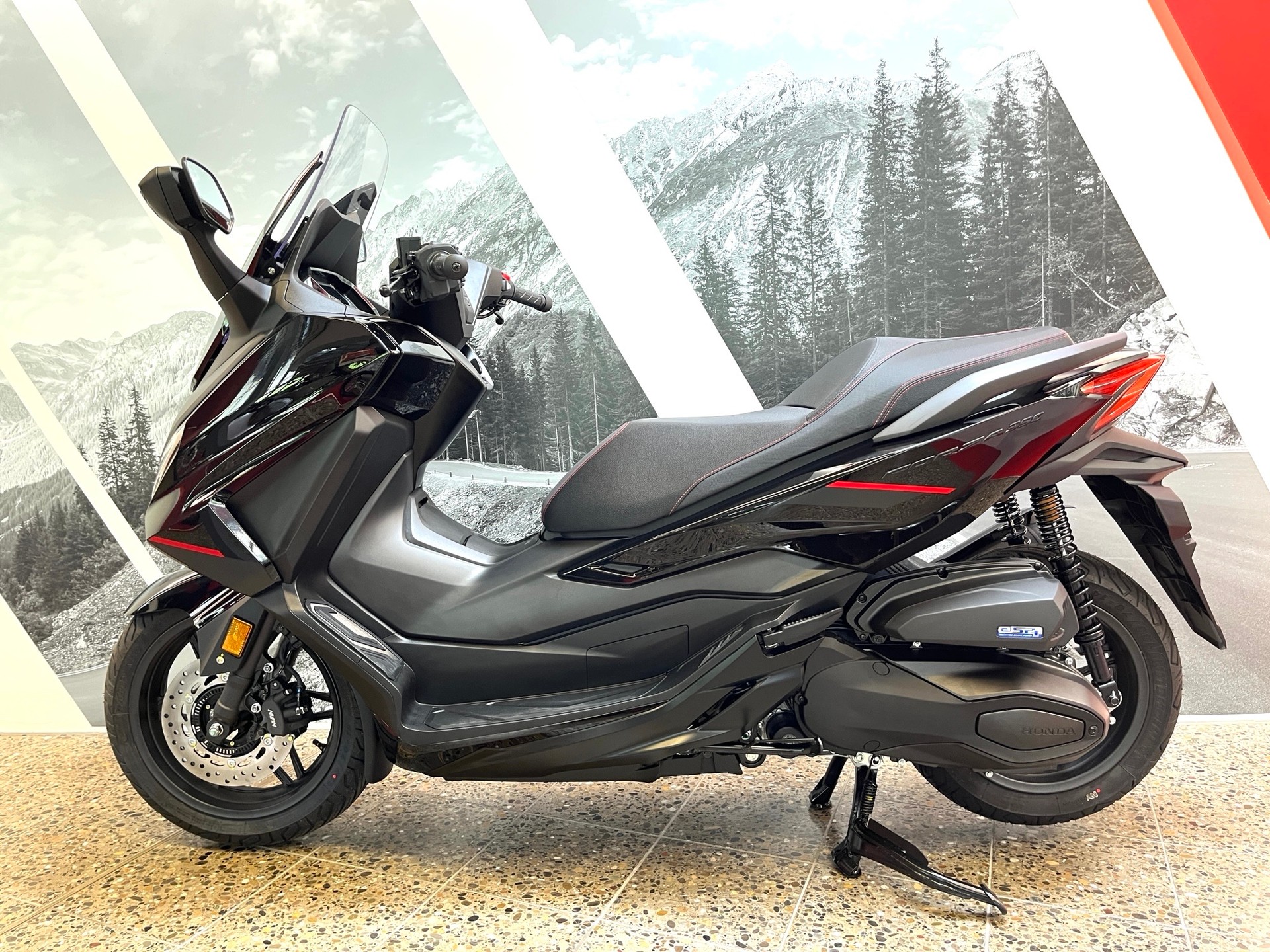 HONDA NSS 350 Special Edition-showroom-element-1