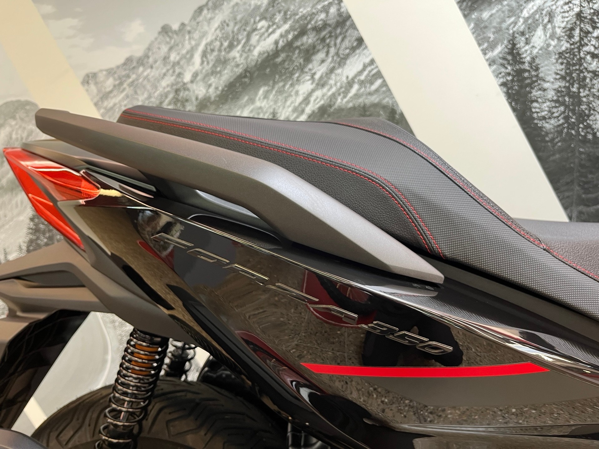 HONDA NSS 350 Special Edition-image-4