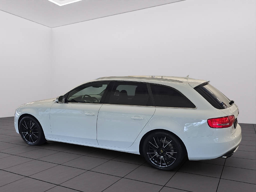 AUDI S4 Avant 3.0 V6 TFSI quattro S-Tronic-showroom-element-3