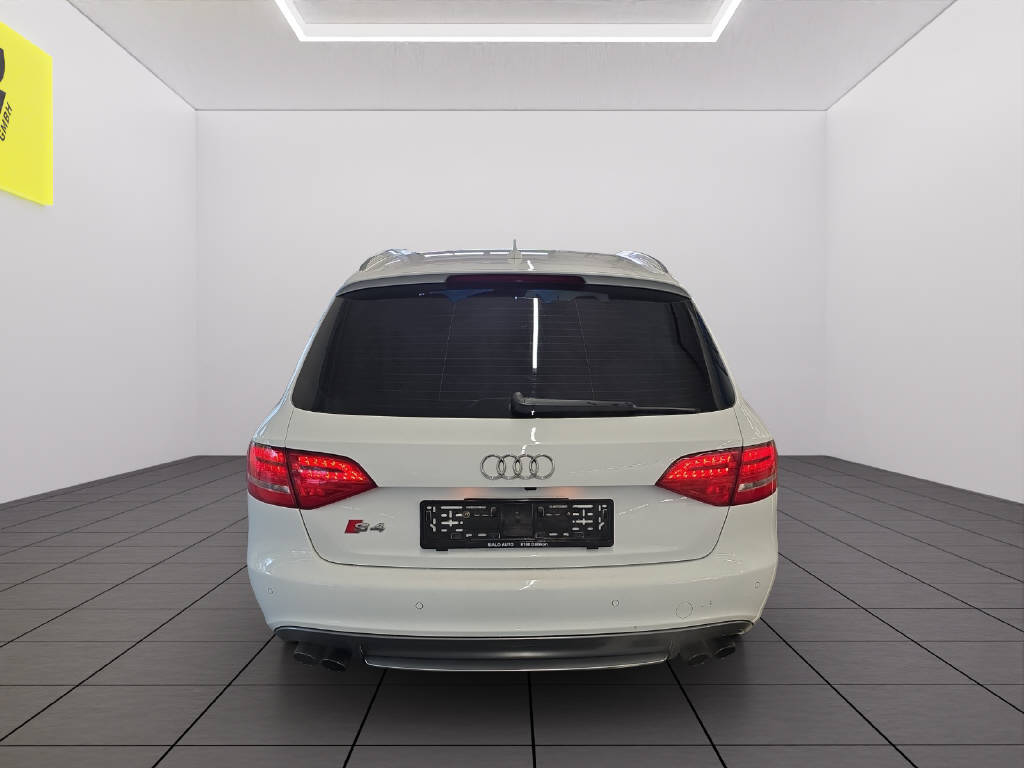 AUDI S4 Avant 3.0 V6 TFSI quattro S-Tronic-image-6