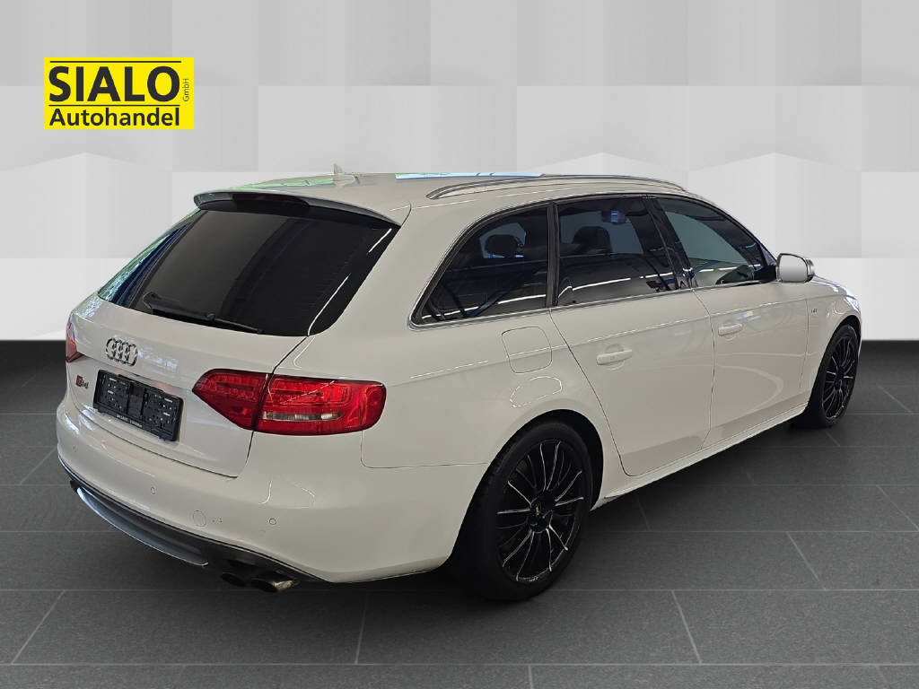 AUDI S4 Avant 3.0 V6 TFSI quattro S-Tronic-image-5