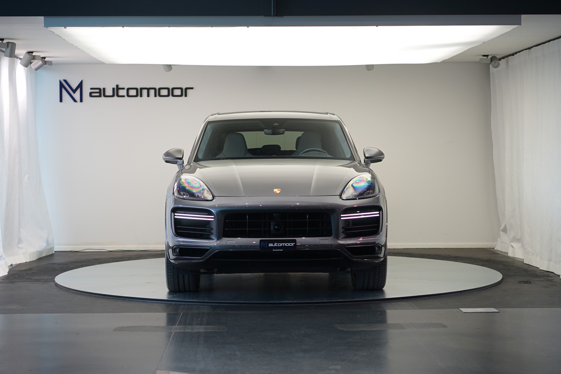 PORSCHE Cayenne Turbo *CH-Fahrzeug*-image-1