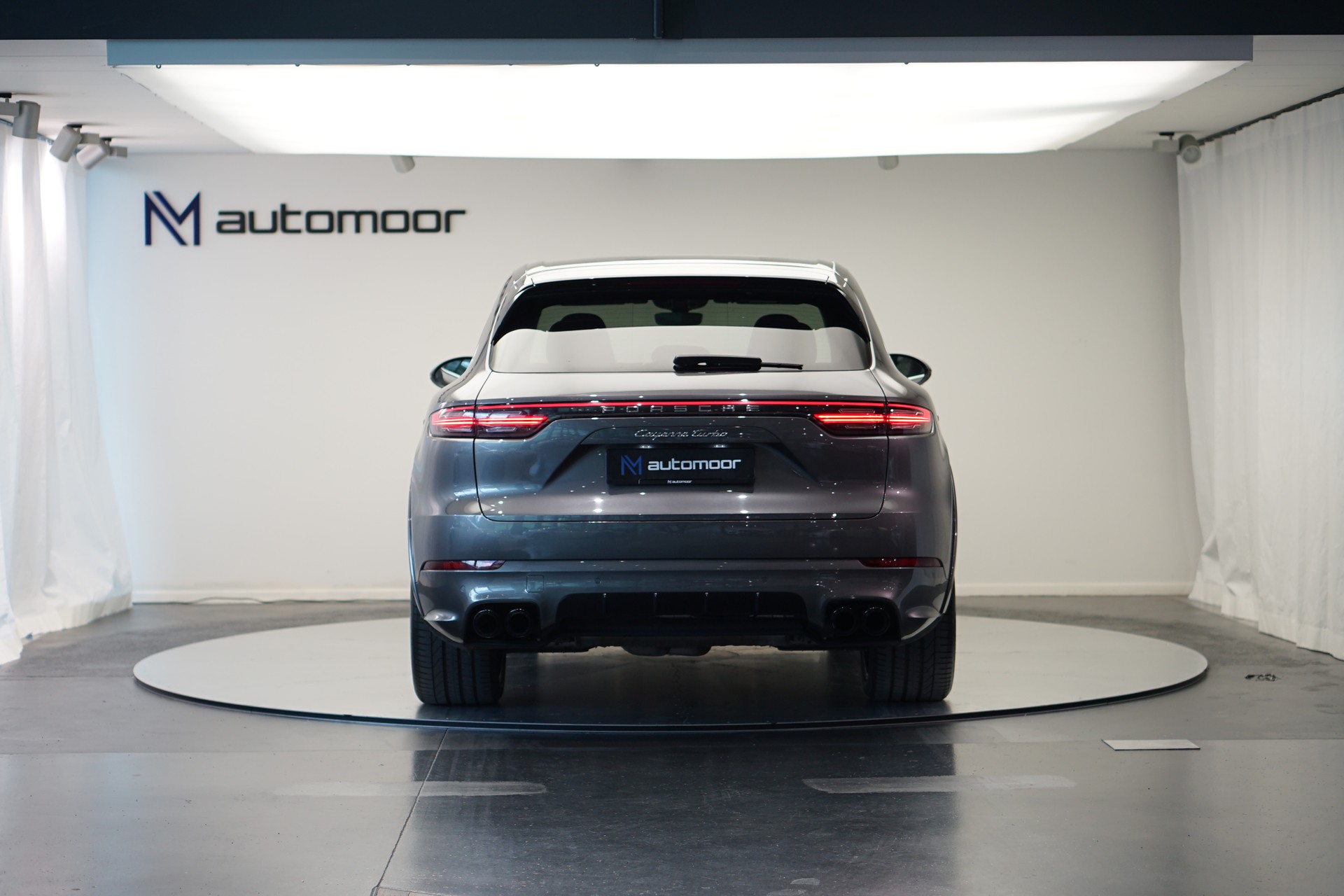 PORSCHE Cayenne Turbo *CH-Fahrzeug*-image-5