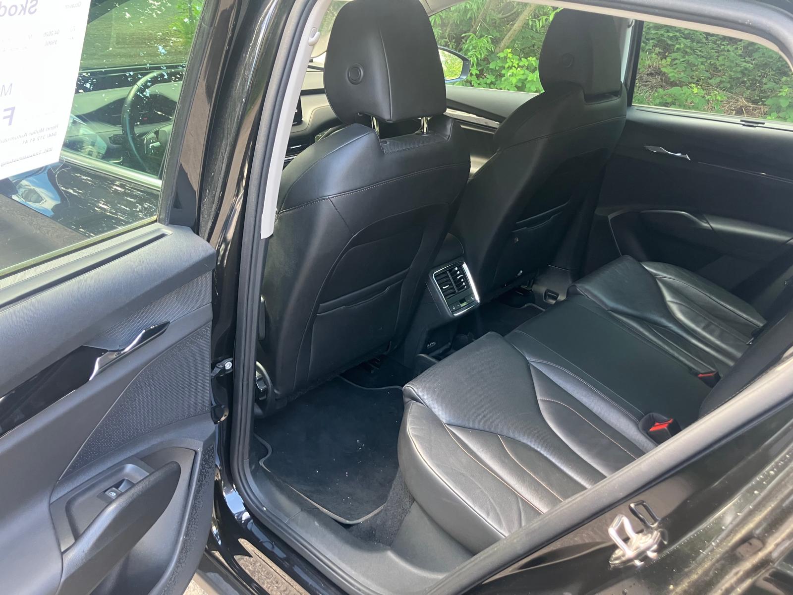 SKODA Enyaq iV 80x-image-1