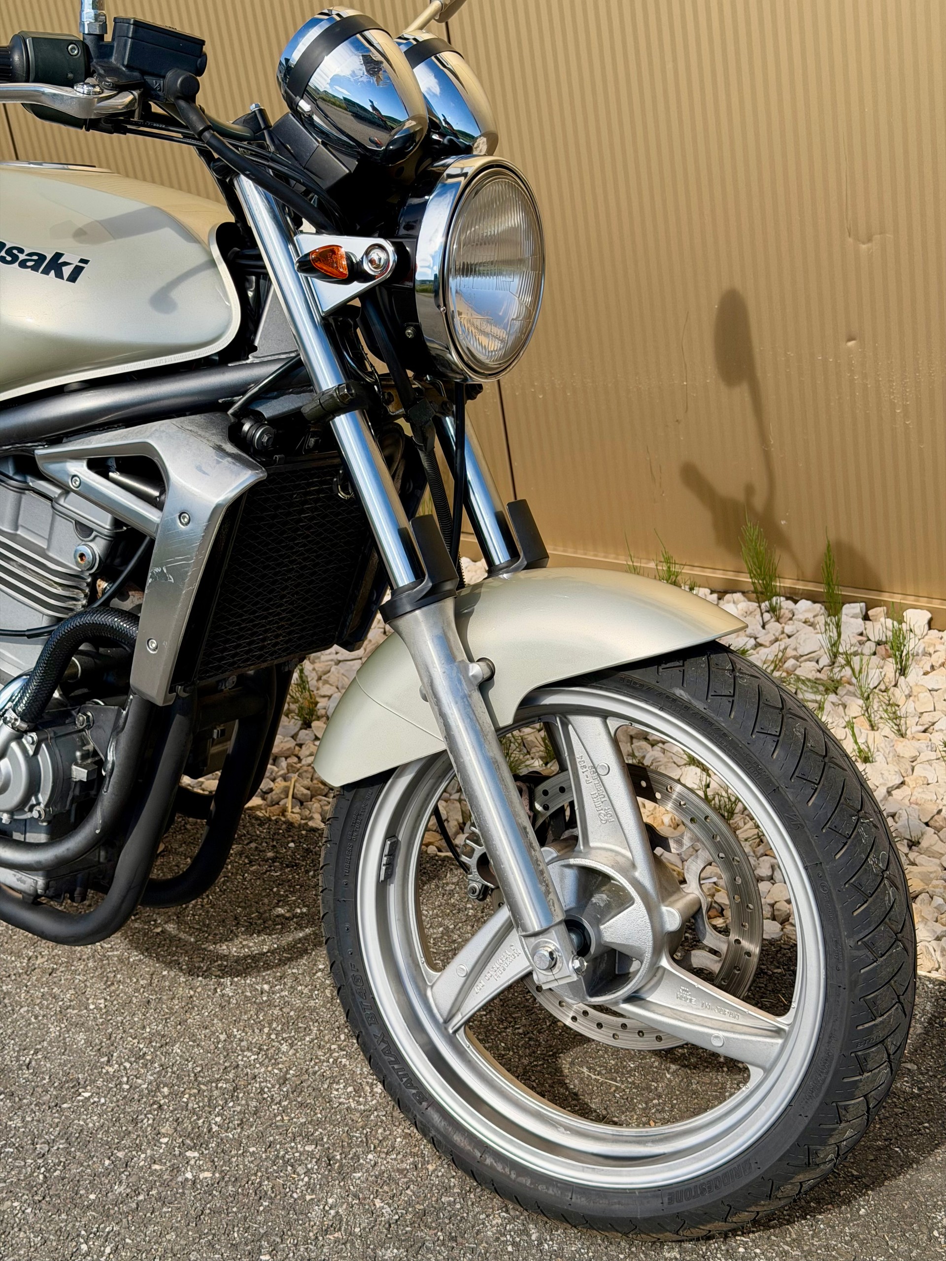 KAWASAKI ER-5 (25kW)-showroom-element-1