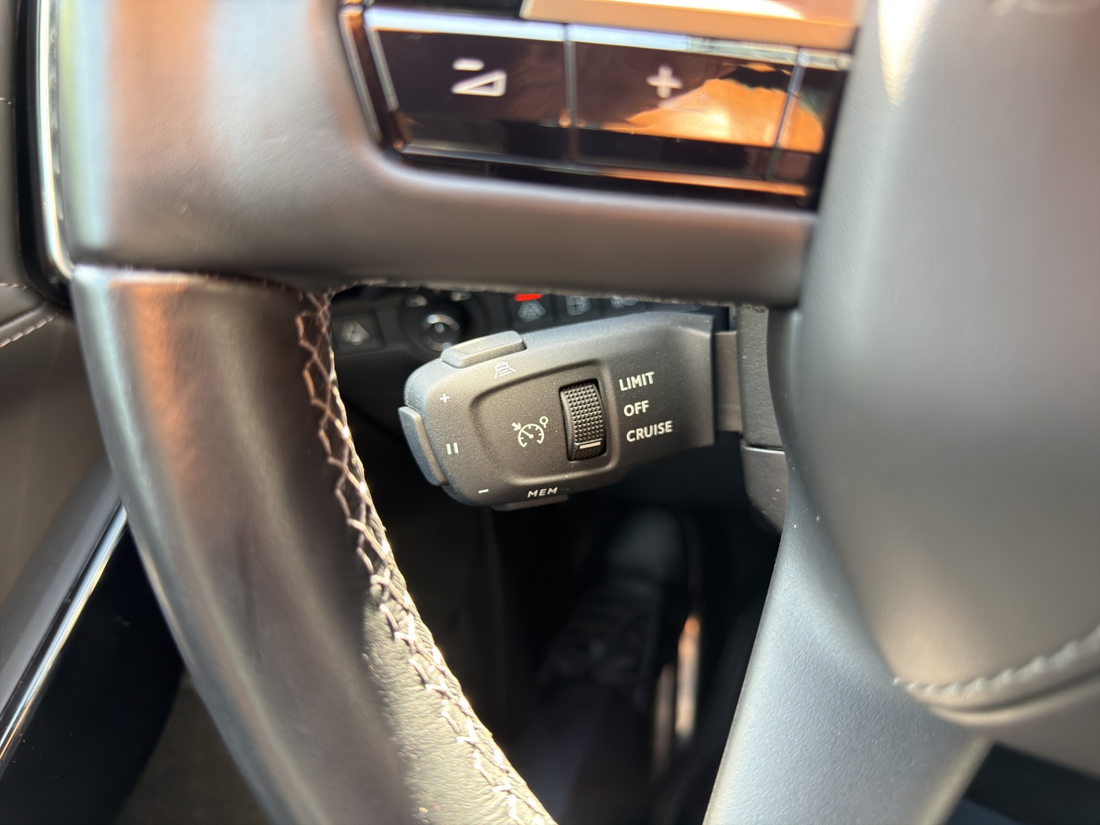 Image DS-AUTOMOBILES DS7 DS 7 Crossback 1.6 PureTech Rivoli EAT8