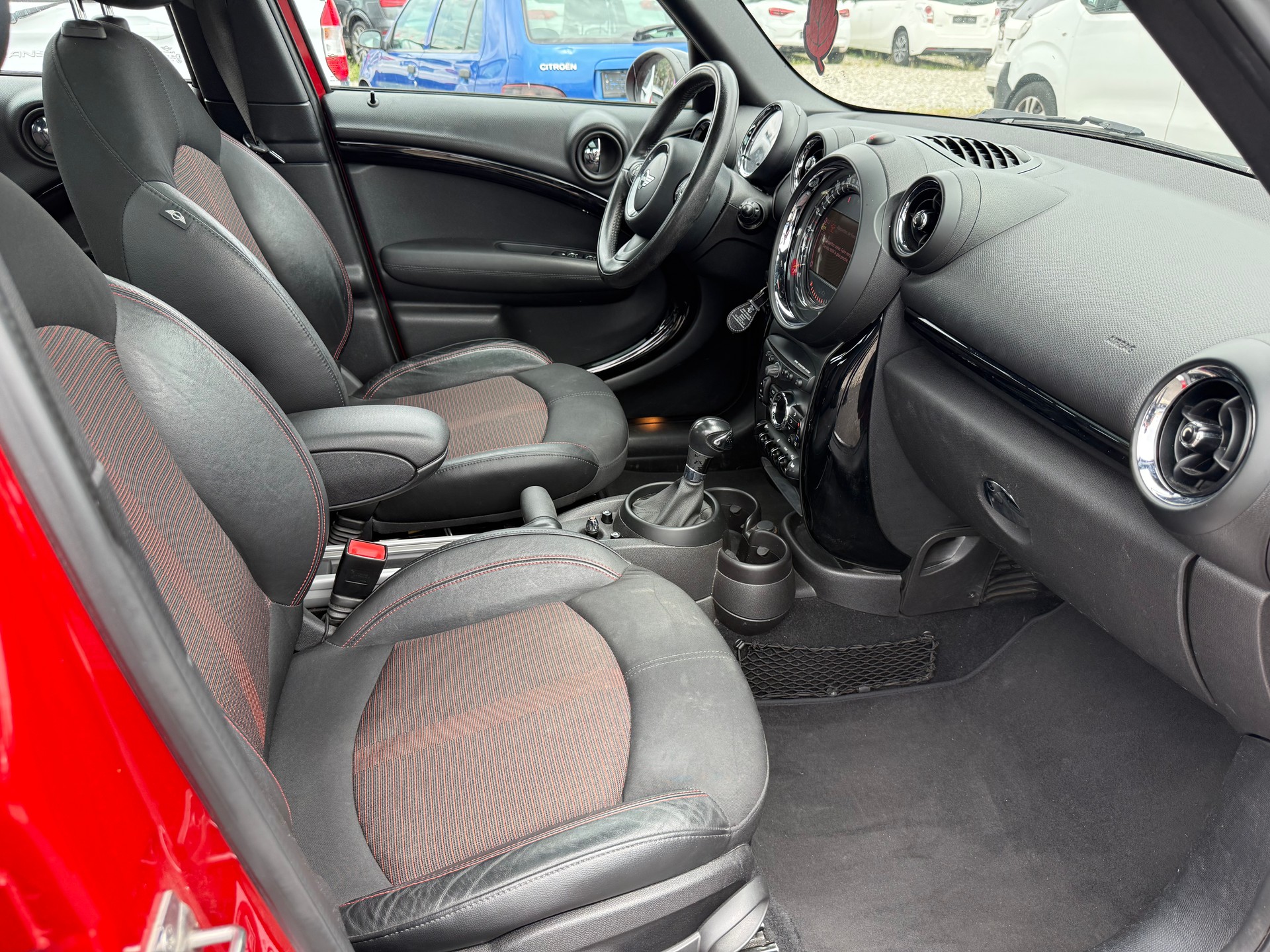 MINI Countryman Cooper ALL4 Steptronic-image-8