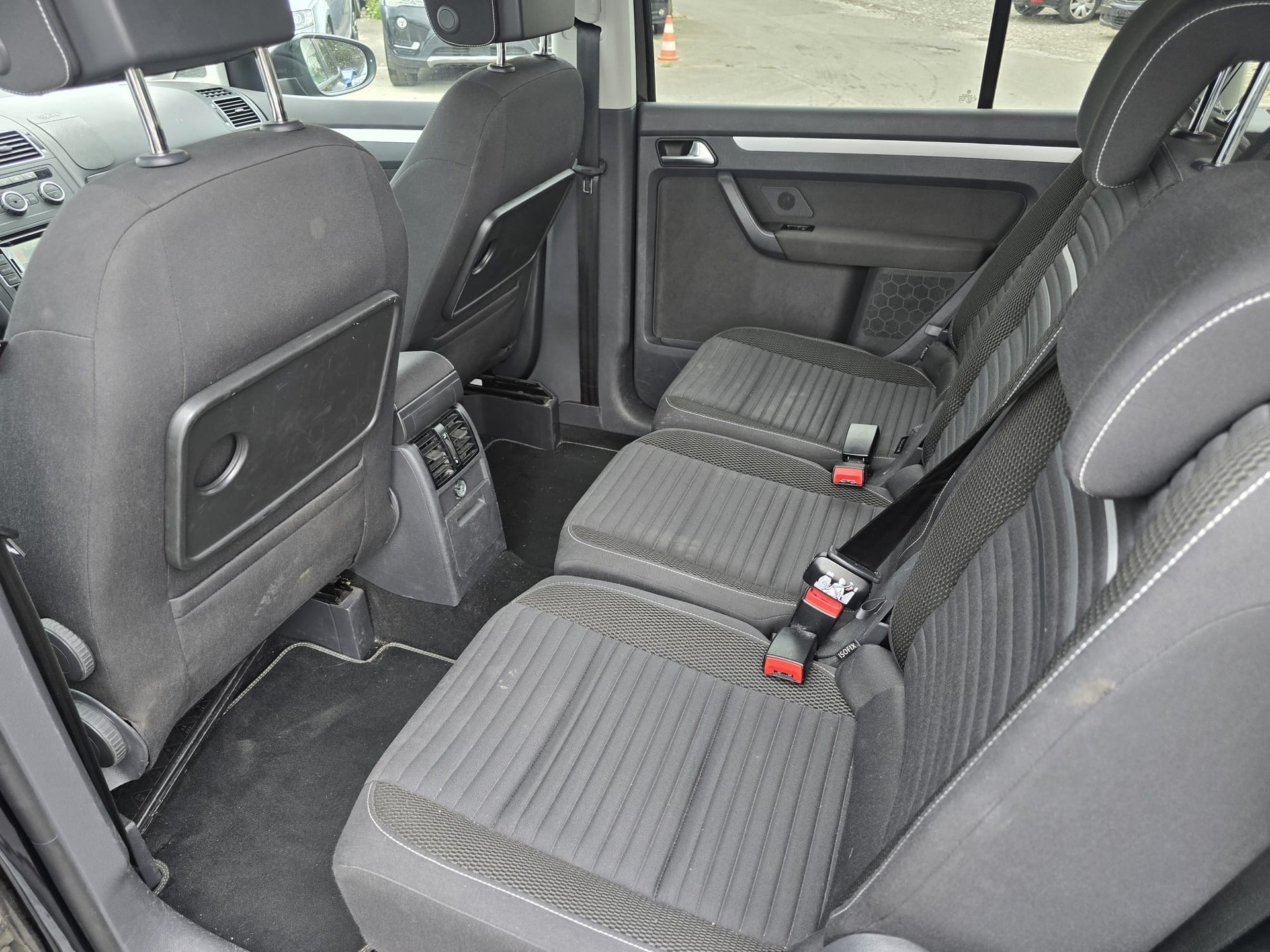 VW Touran 1.6 TDI BlueMotion Technology Comfortline-image-8
