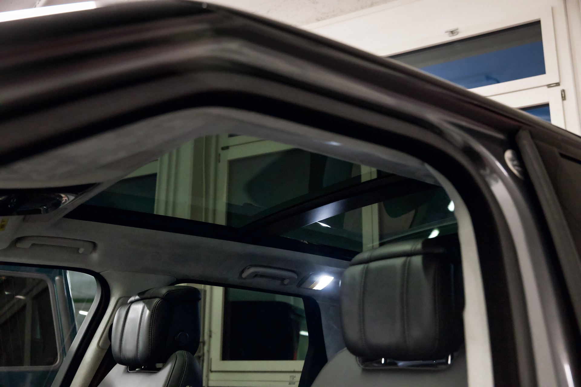 LAND ROVER Range Rover Sport P400e 2.0 Autobiography Dynamic *CH-Fahrzeug*-image-35