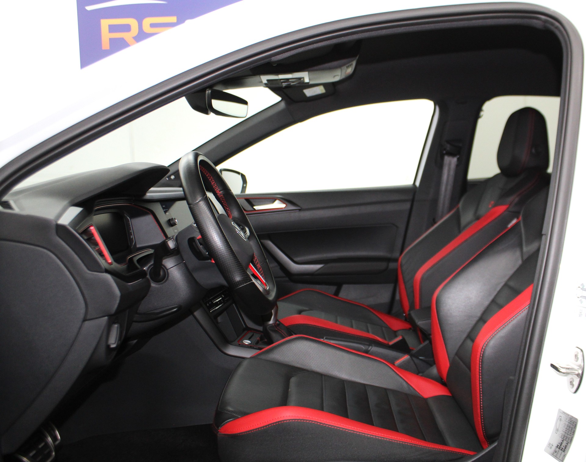 VW Polo 2.0 TSI GTI Edition 25 "One of 2500" DSG KW Gewindefahrwerk-image-7