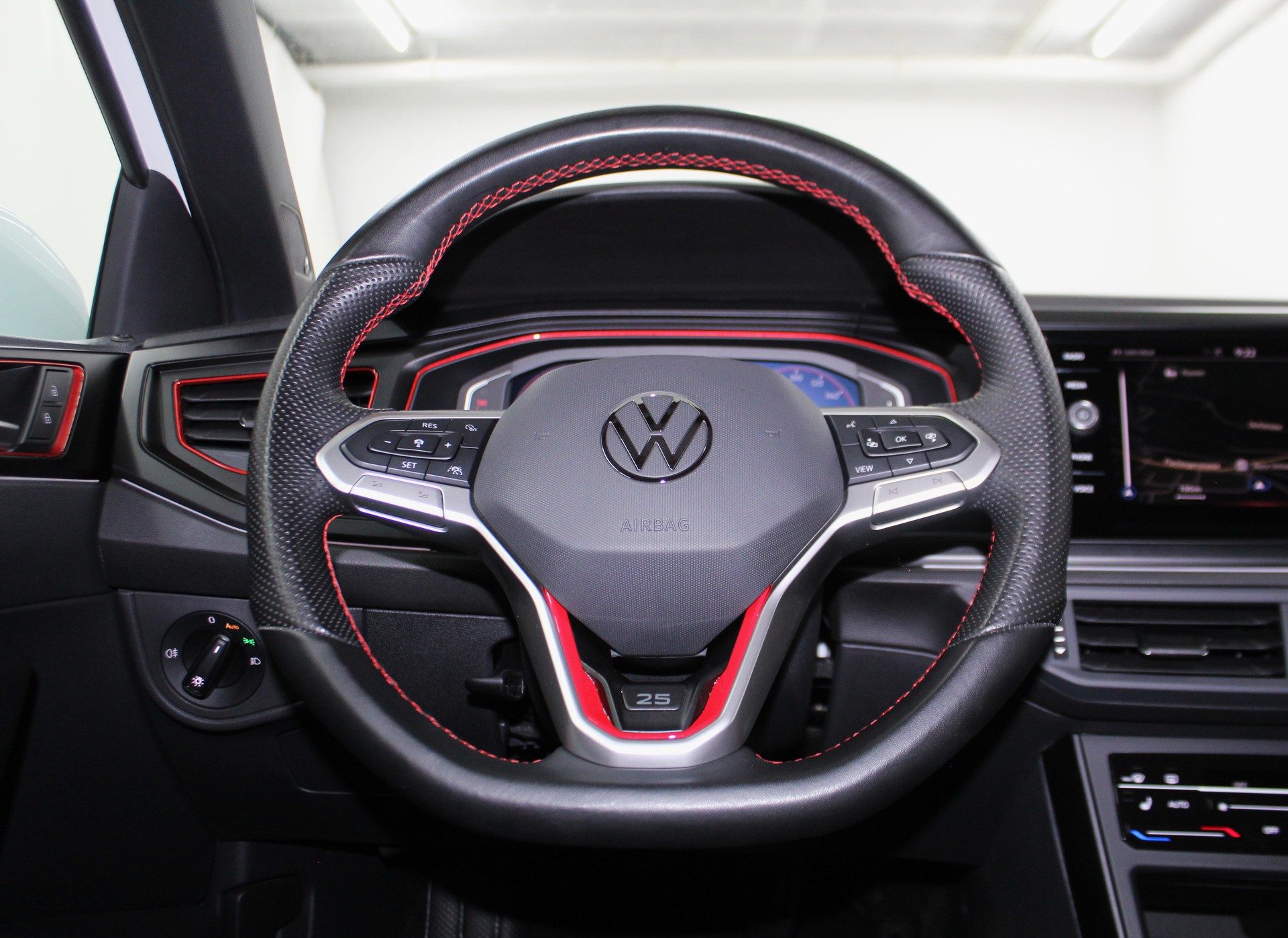 VW Polo 2.0 TSI GTI Edition 25 "One of 2500" DSG KW Gewindefahrwerk-image-13