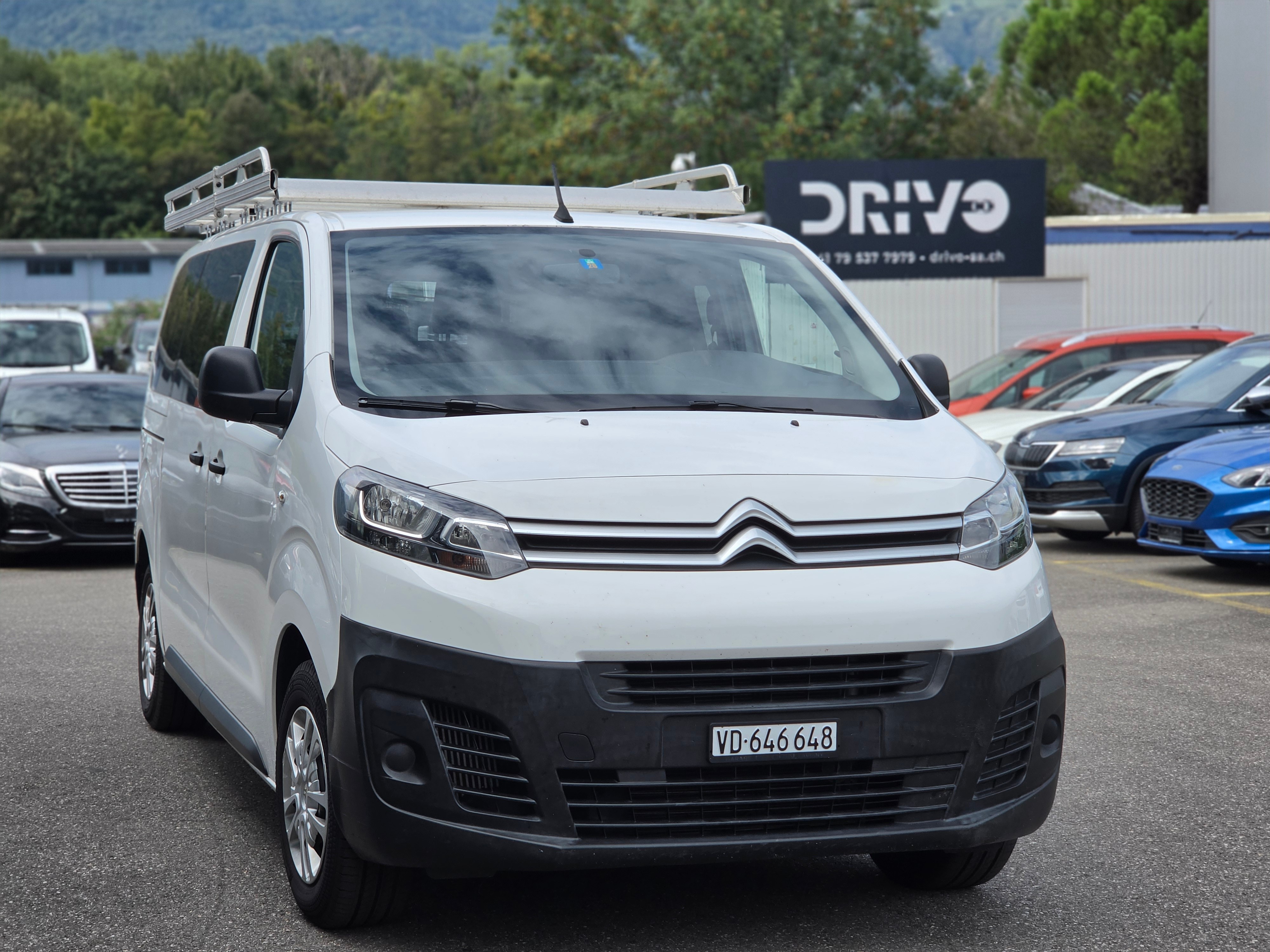 Car photo