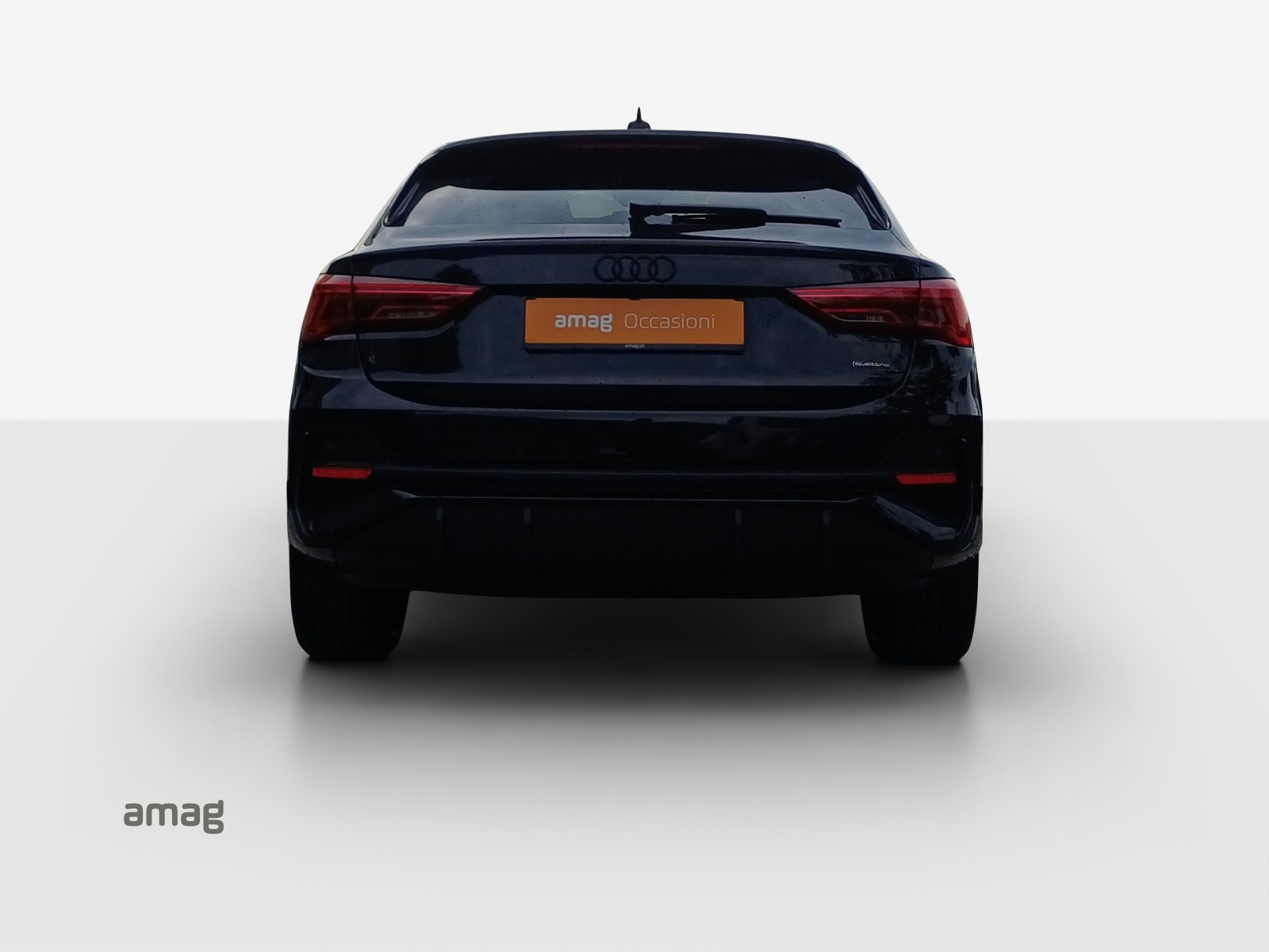 AUDI Q3 Sportback 40 TDI S line quattro S-tronic-image-3