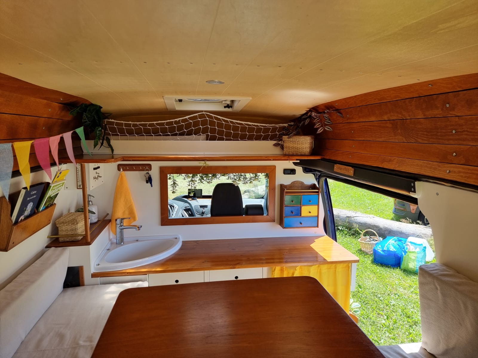 FORD Van 250 L1 105 Ambiente-image-4