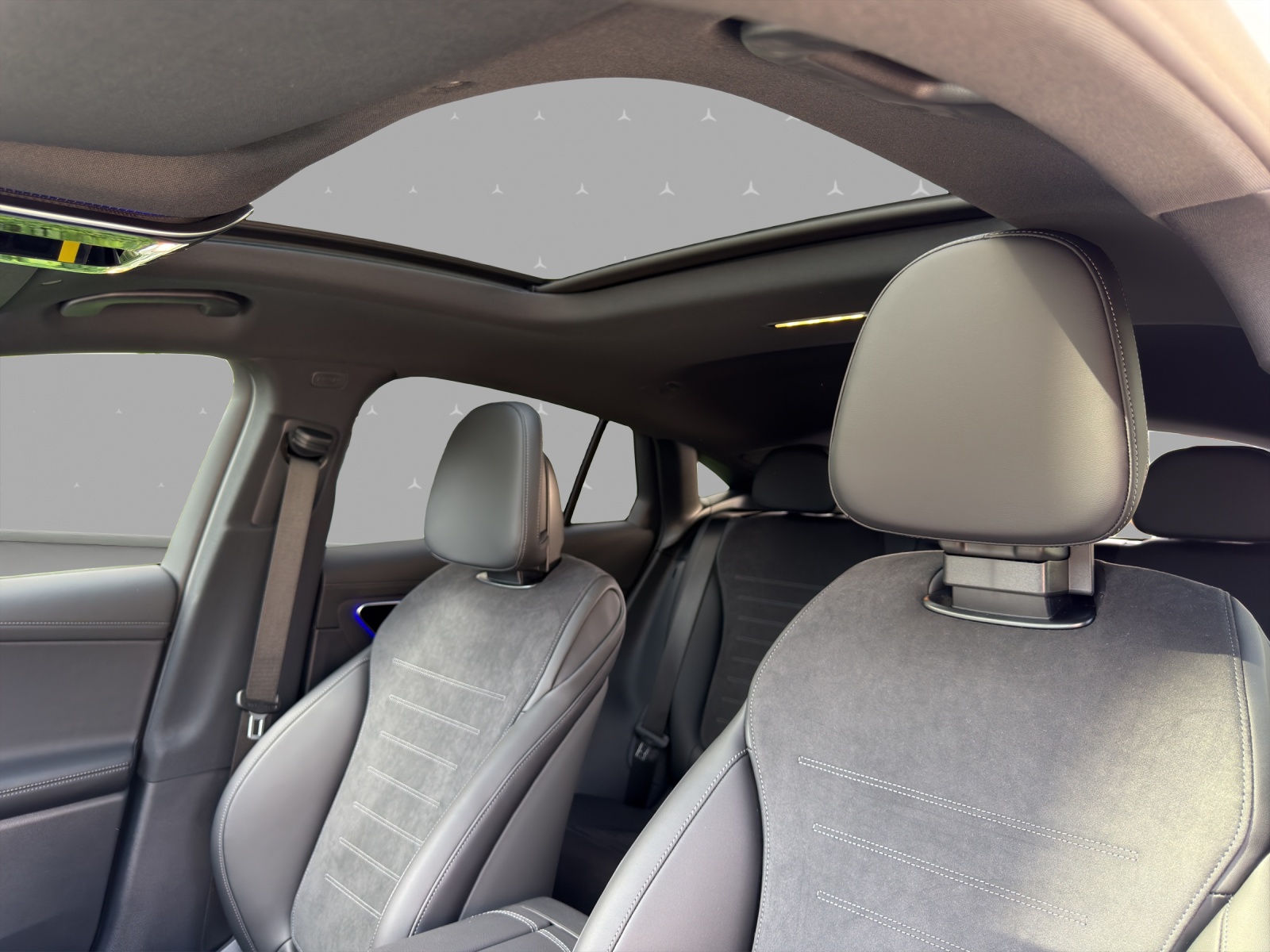 MERCEDES-BENZ GLC Coupé 300 4Matic 9G-Tronic-image-8
