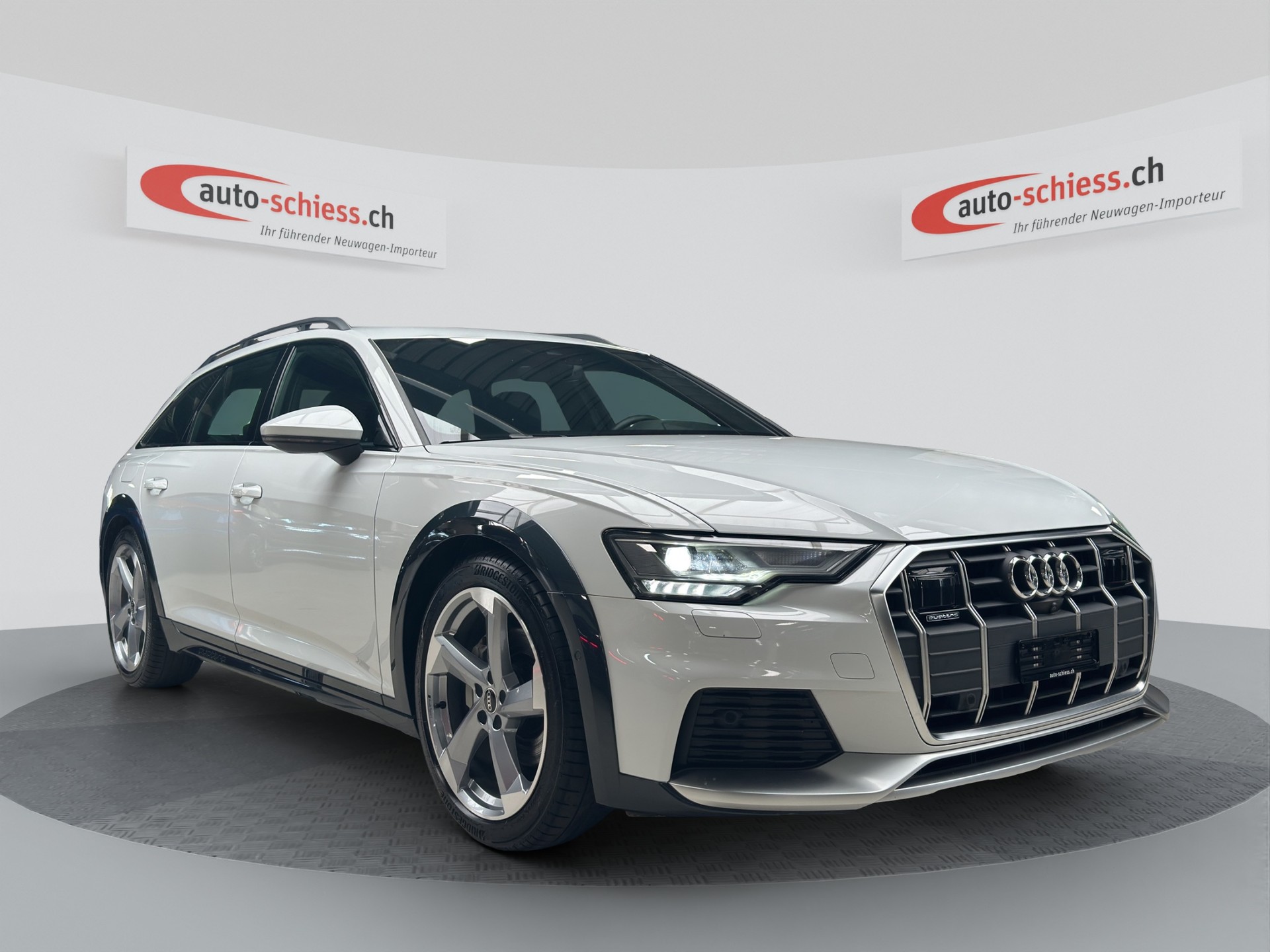AUDI A6 Avant 40 TDI quattro S-tronic-image-0