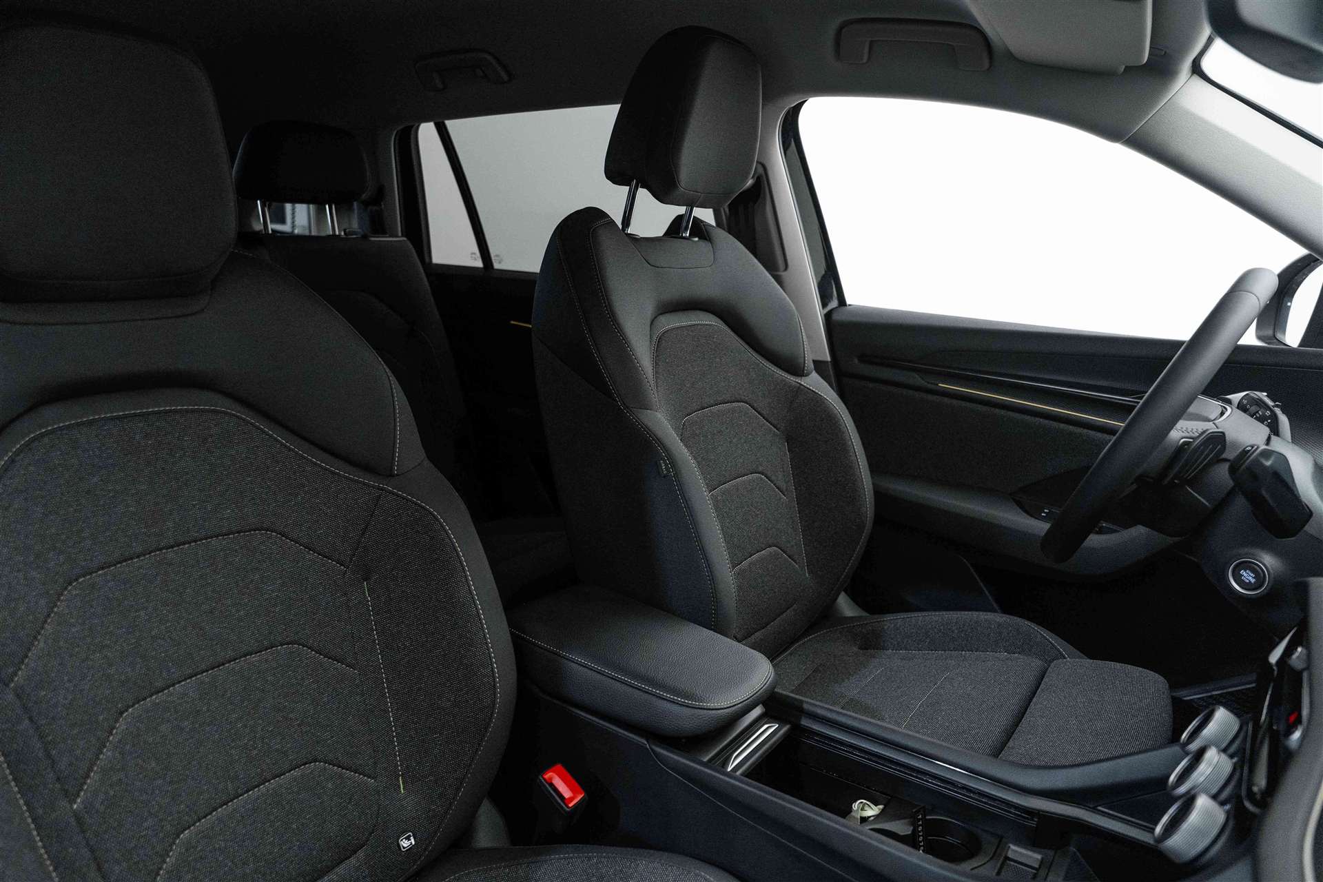 SKODA Kodiaq 2.0 TDI Selection DSG 4x4 7-Plätzer-image-11