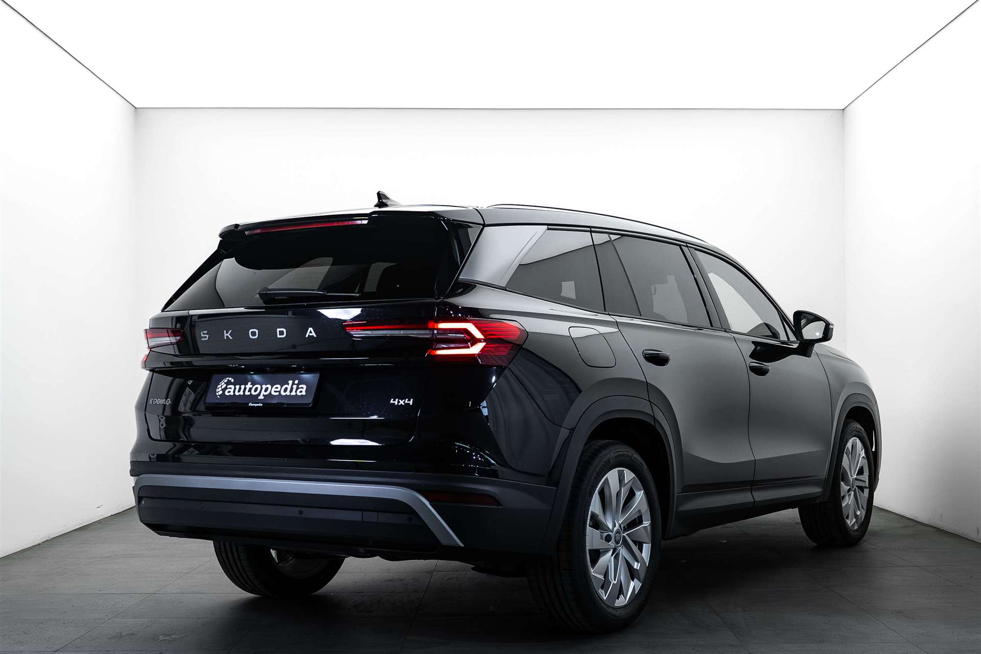 SKODA Kodiaq 2.0 TDI Selection DSG 4x4 7-Plätzer-image-2