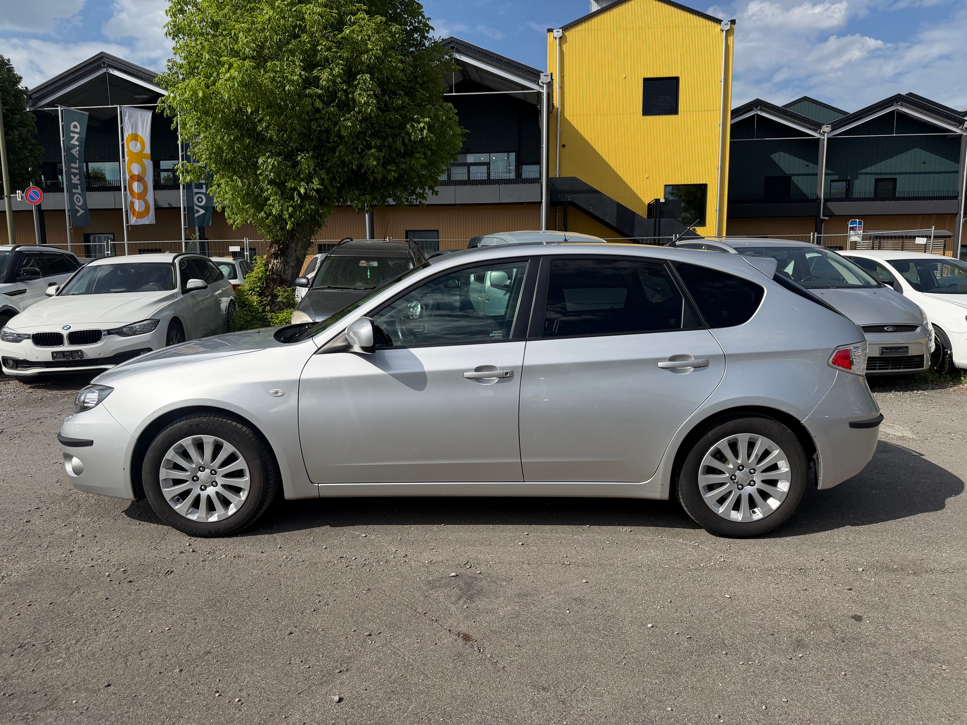 SUBARU Impreza 2.0R Limited S Automatic-image-2