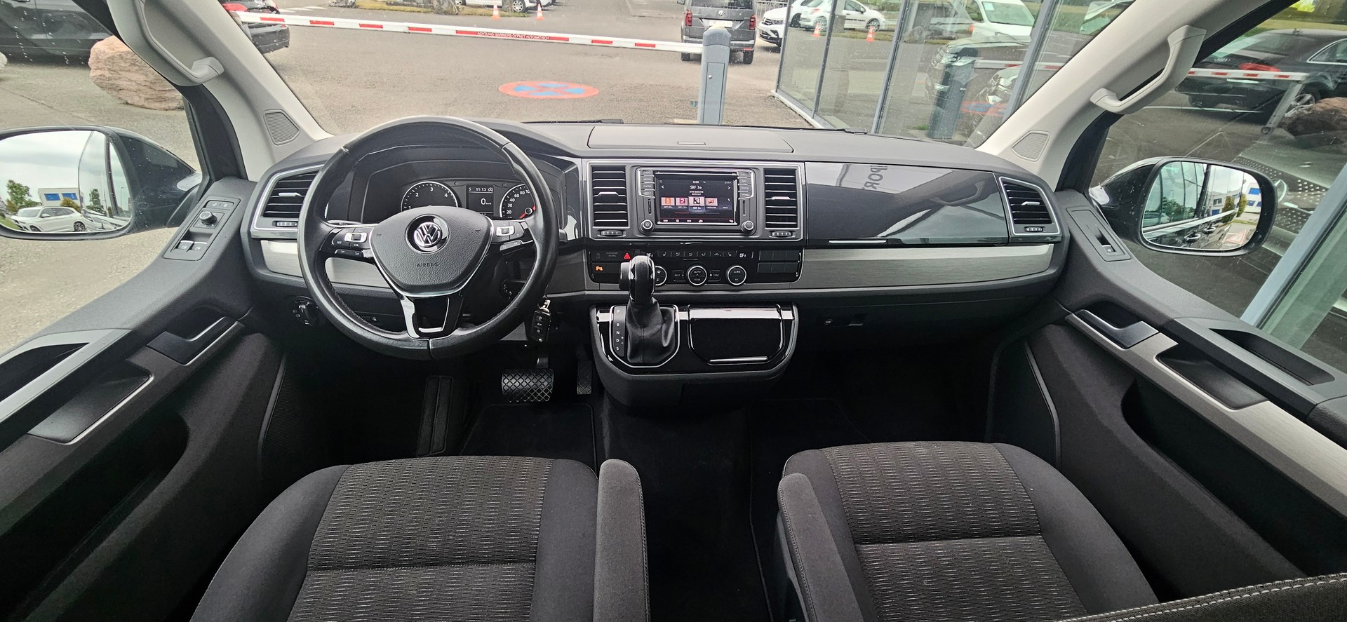 VW T6 Multivan 2.0 TDI Comfortline Generation Six DSG-image-8