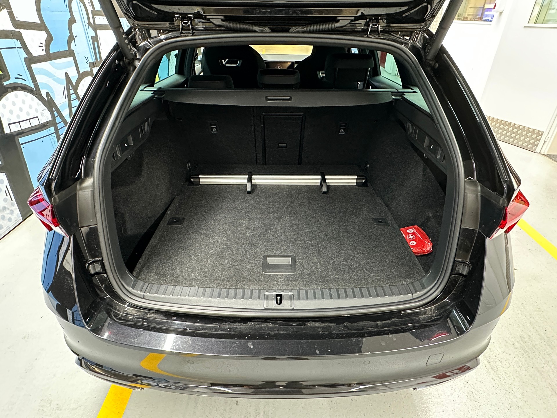 SKODA Octavia Combi 2.0 TDI DSG RS 4x4-image-5