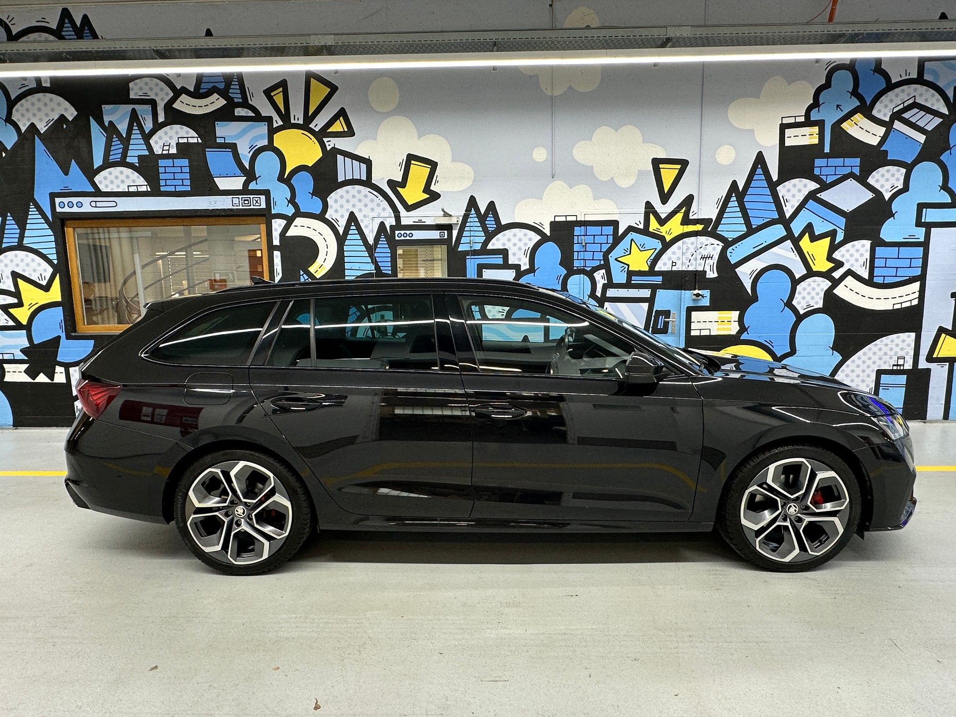 SKODA Octavia Combi 2.0 TDI DSG RS 4x4-image-2