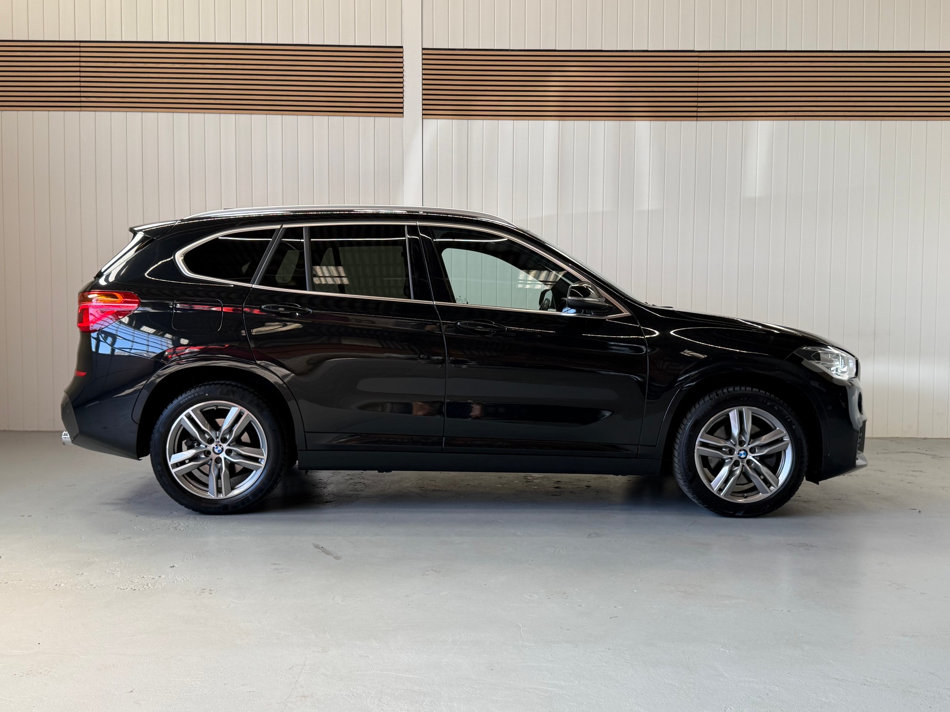 BMW X1 xDrive 25d M Sport Steptronic mit AHK ab MFK & Service-image-6