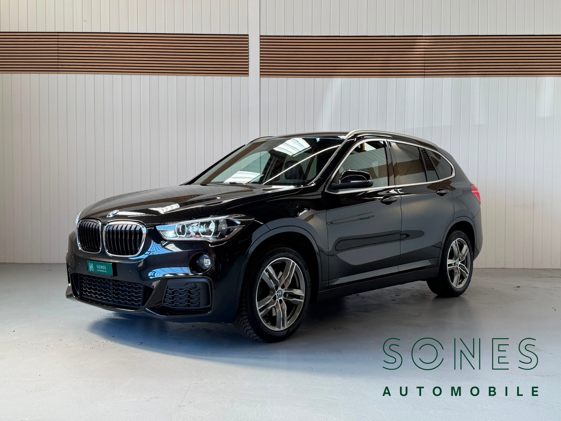 BMW X1 xDrive 25d M Sport Steptronic mit AHK ab MFK & Service-image-0