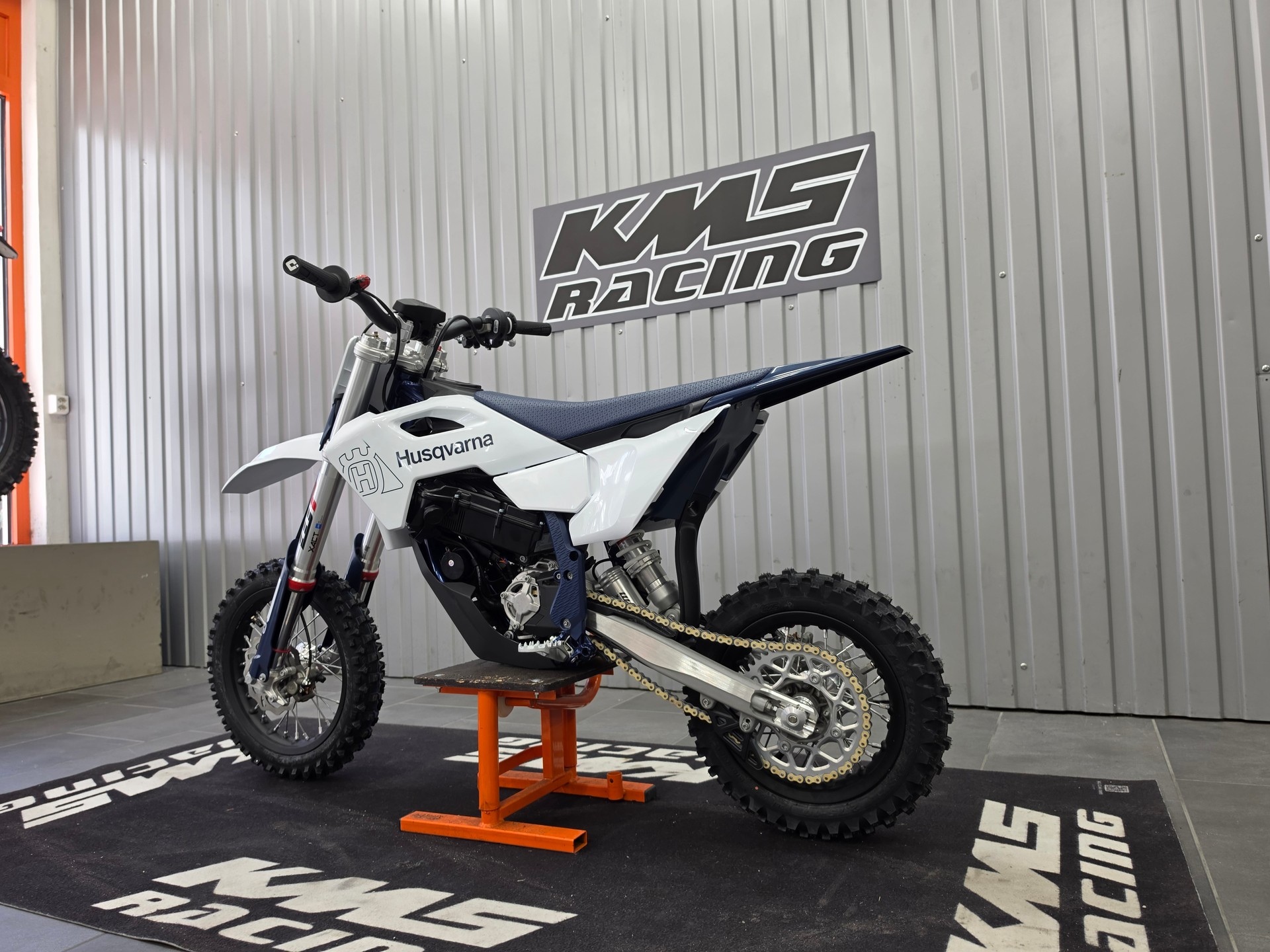 HUSQVARNA EE 5-image-12