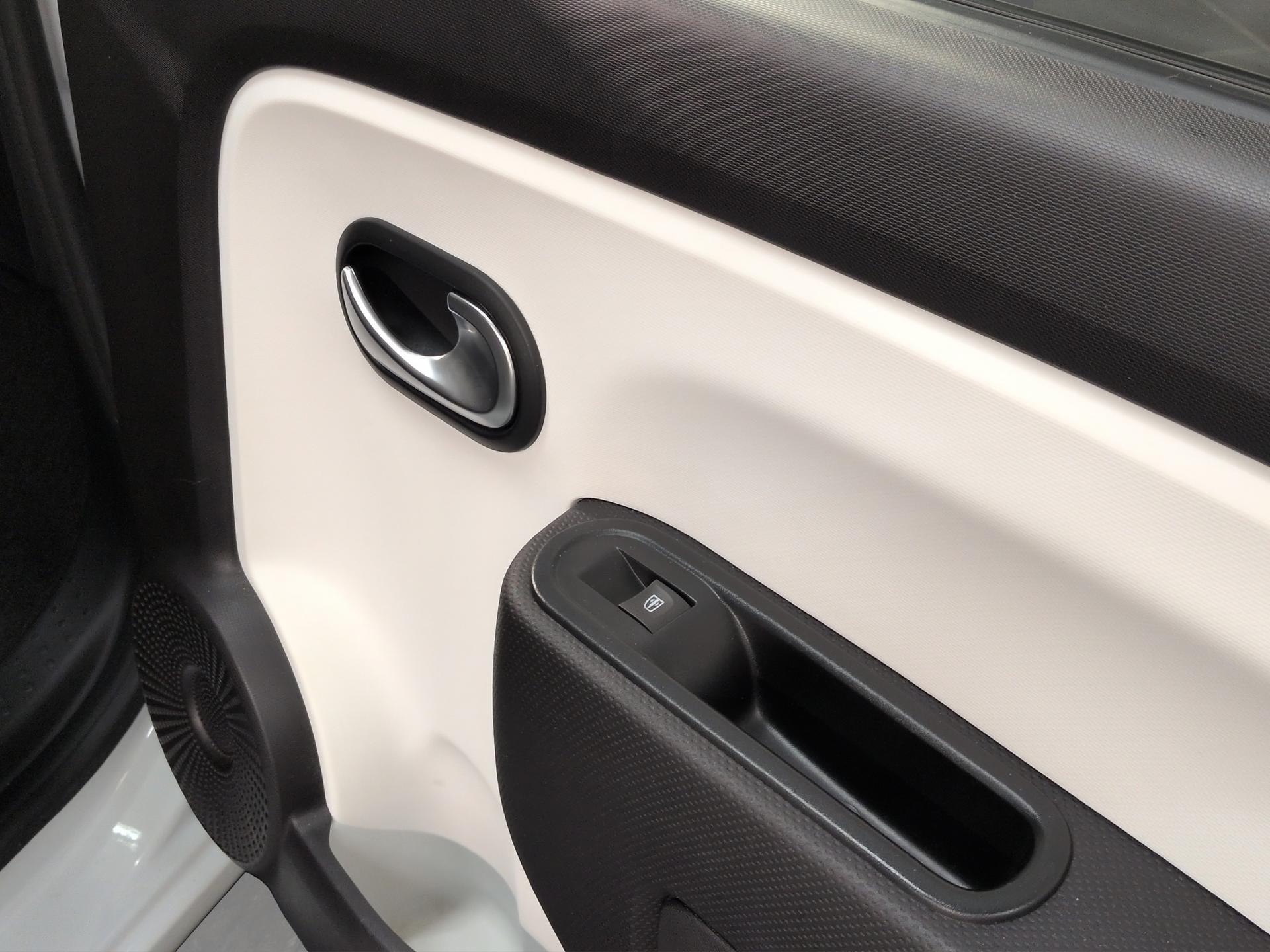 RENAULT Twingo Electric Equilibre-image-20