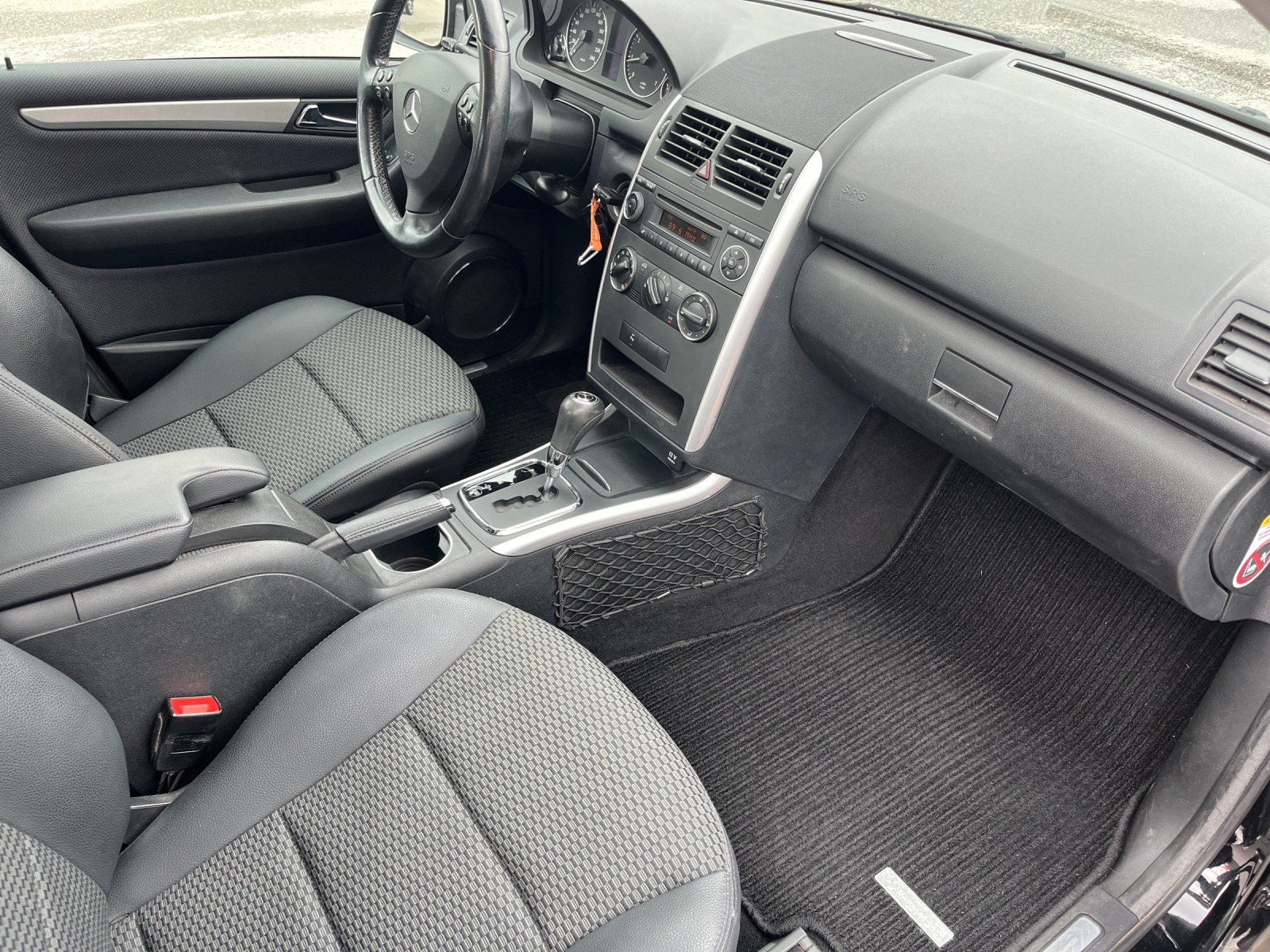 MERCEDES-BENZ A 170 Classic Edition A-image-11
