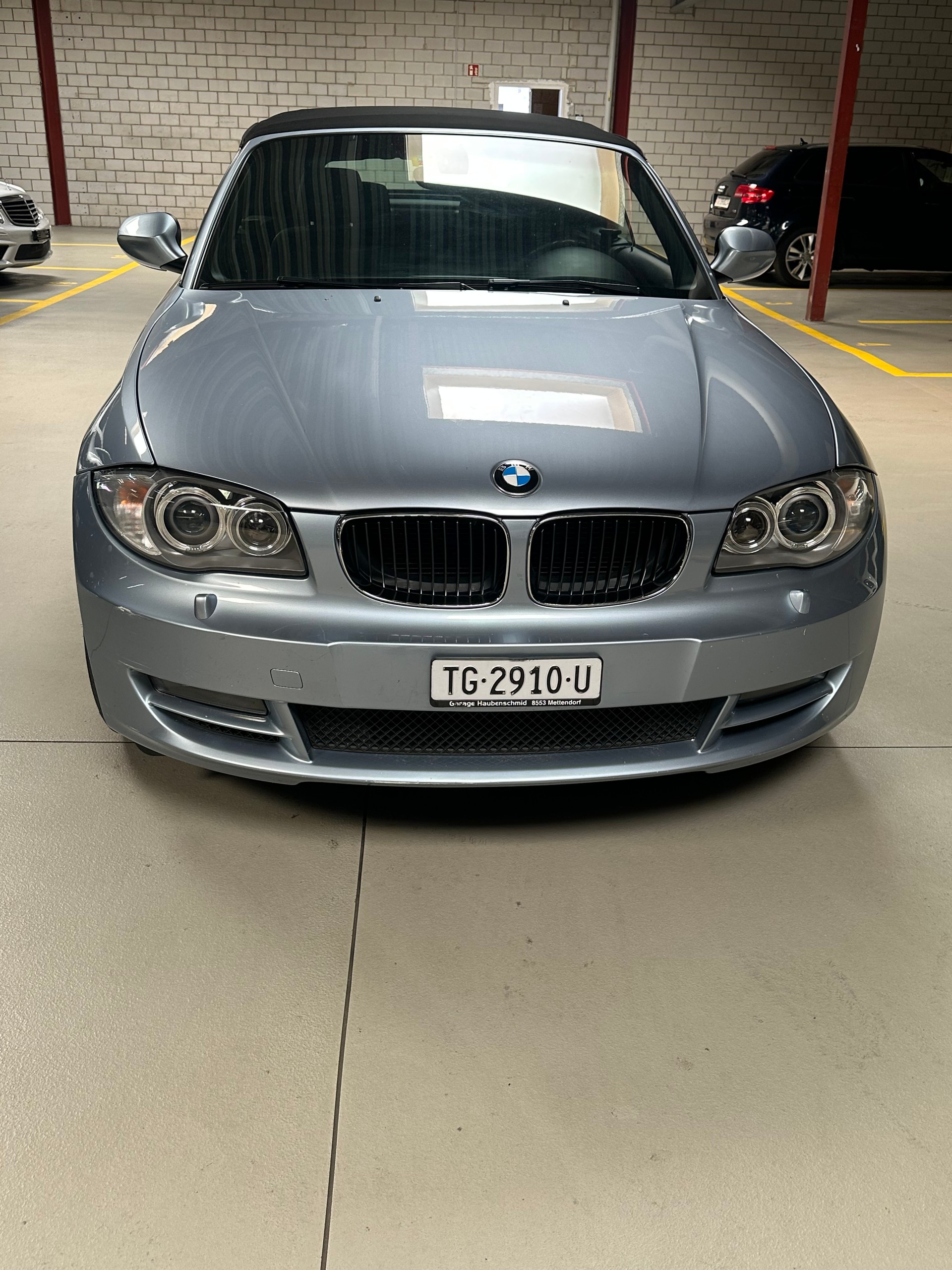 BMW 118i Cabrio-image-11