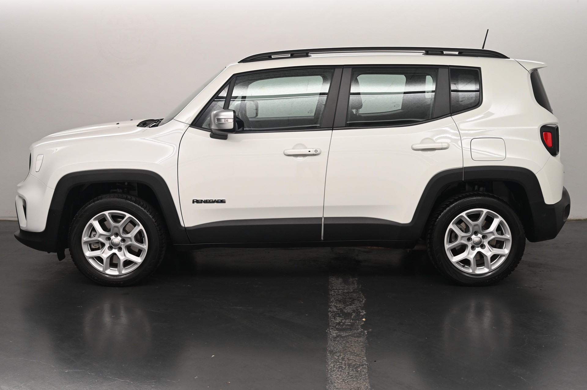 JEEP Renegade 1.3 Limited 4xe-showroom-element-3