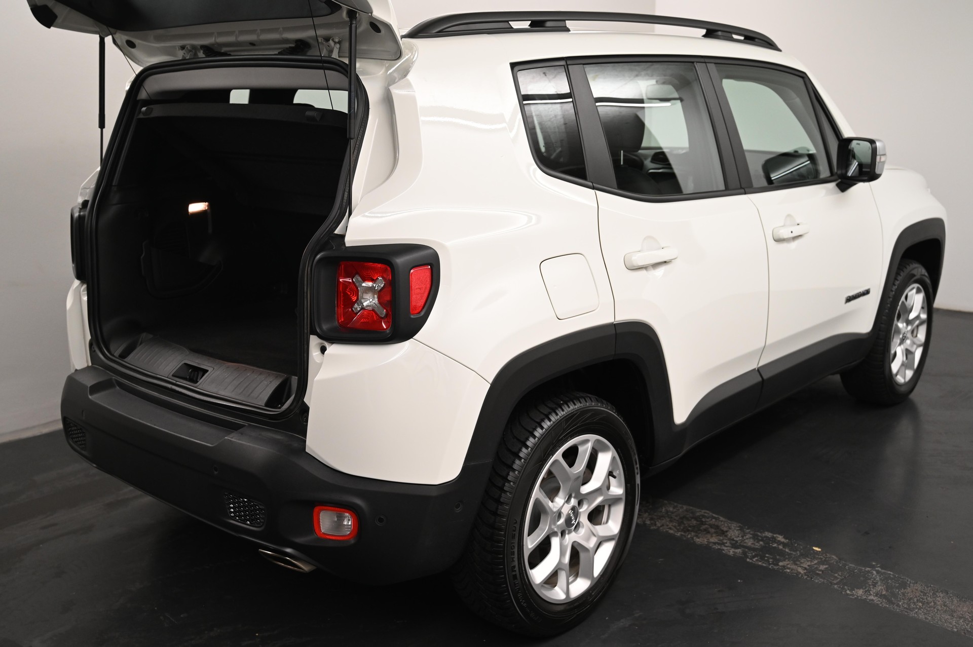 JEEP Renegade 1.3 Limited 4xe-image-17