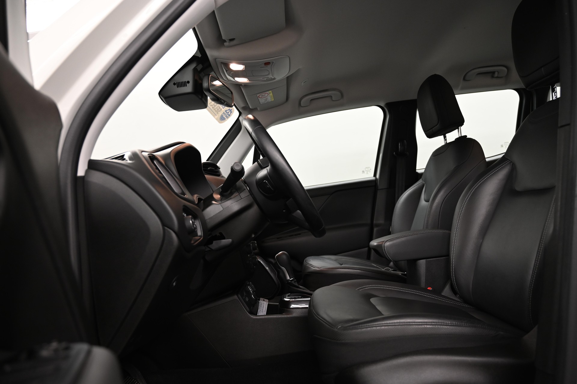 JEEP Renegade 1.3 Limited 4xe-image-5